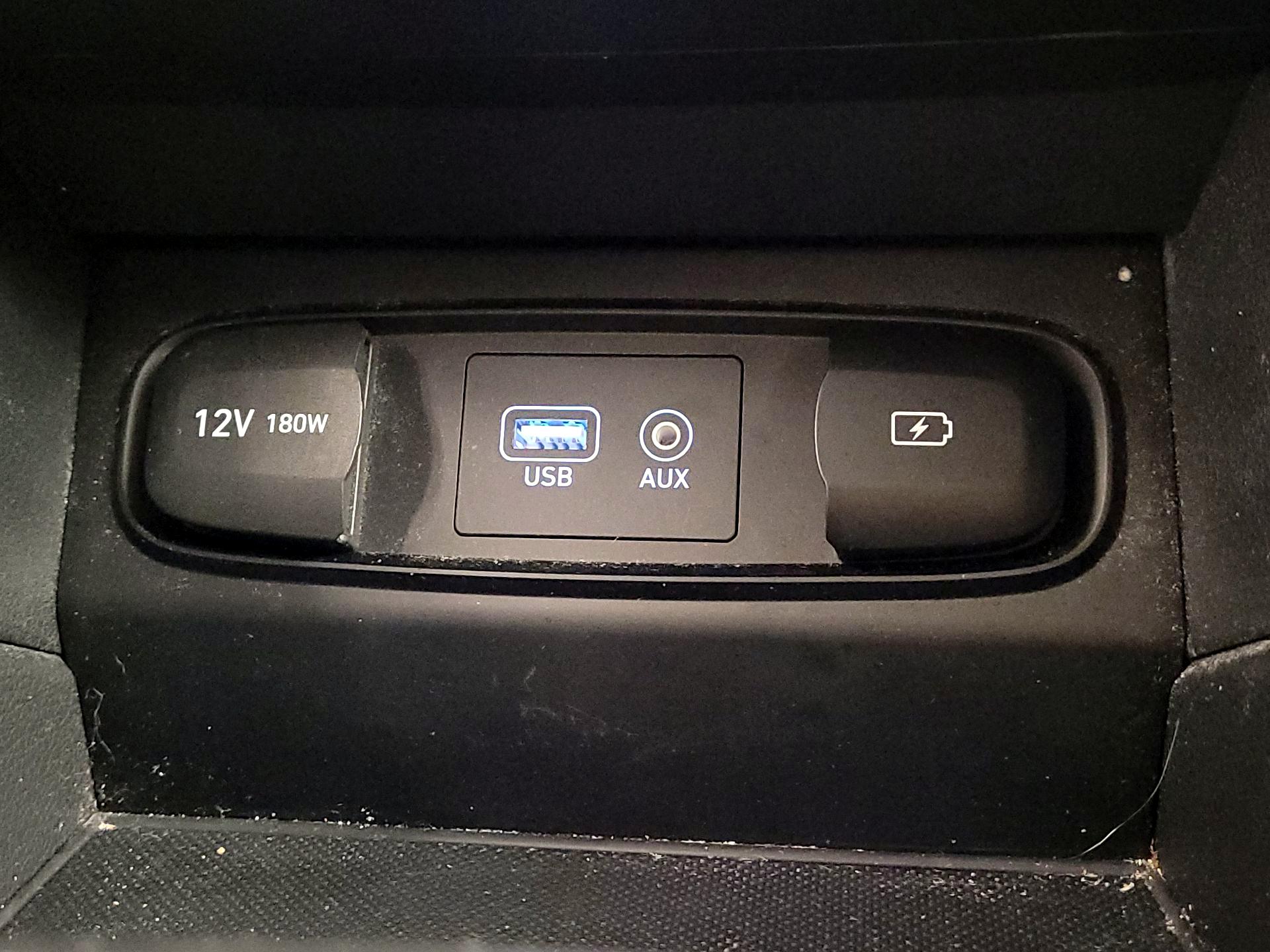 Thumbnail: 2019 Hyundai Santa Fe - 18