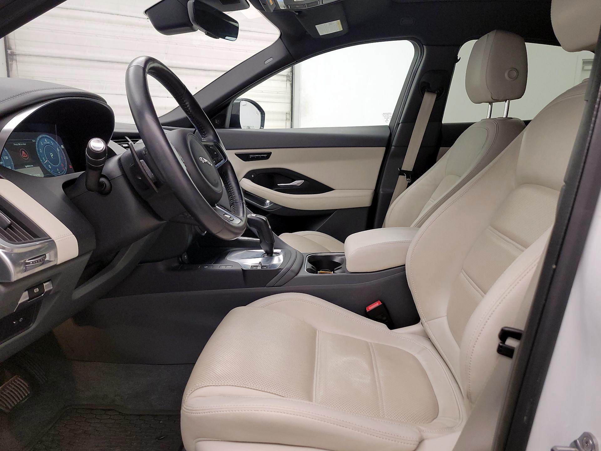 Thumbnail: 2020 Jaguar E-Pace - 11