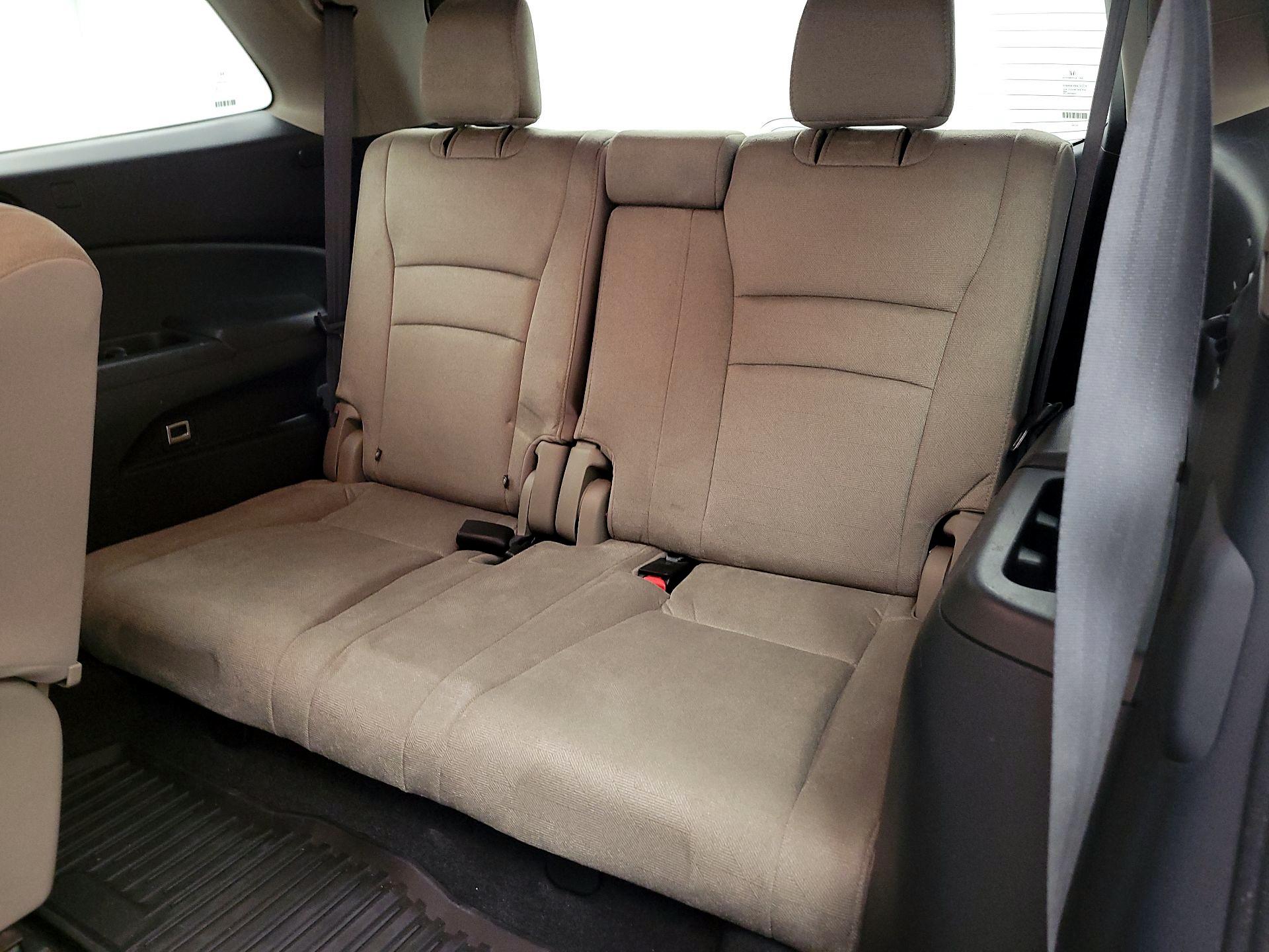 Thumbnail: 2019 Honda Pilot - 20