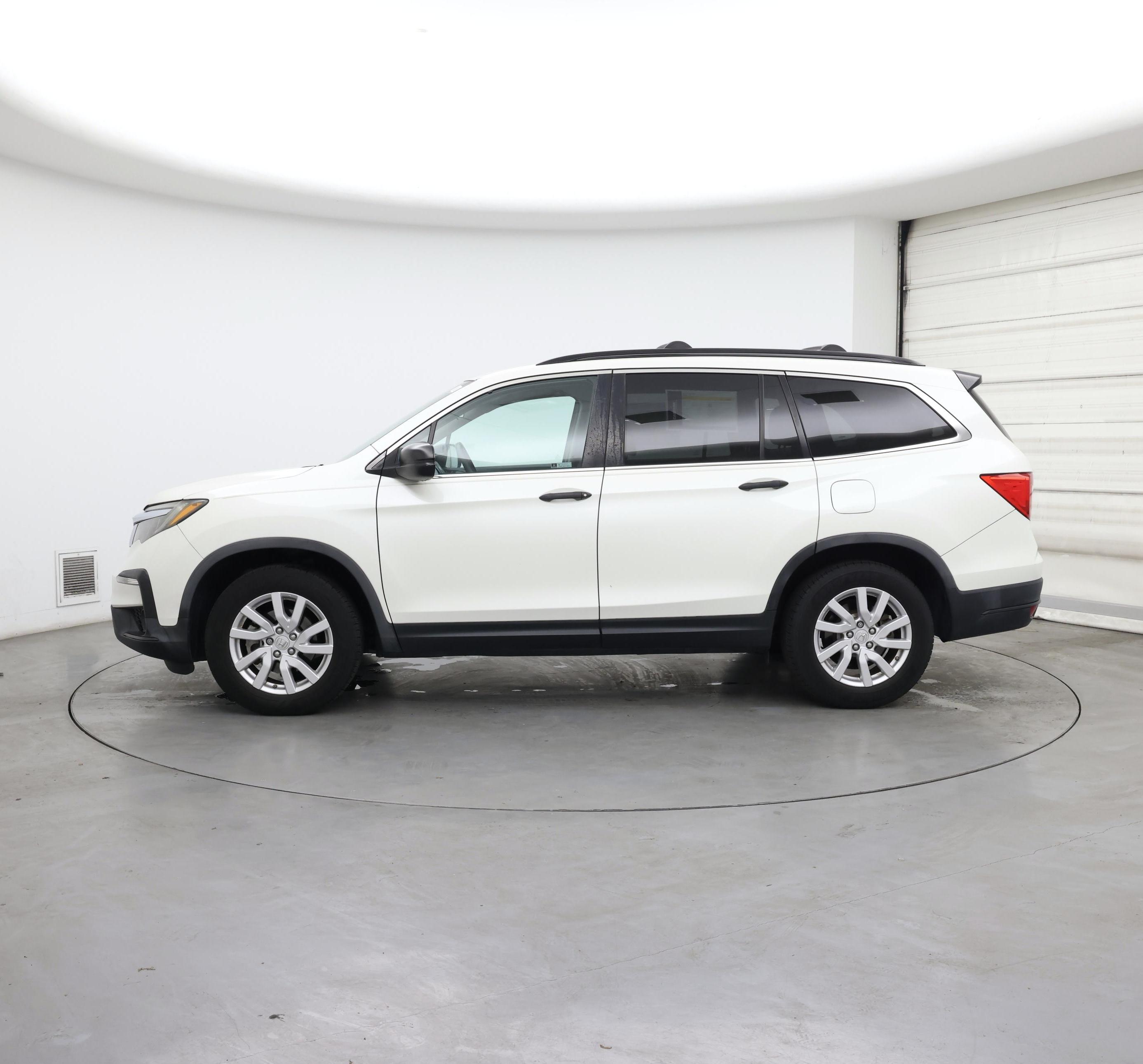 Thumbnail: 2019 Honda Pilot - 3