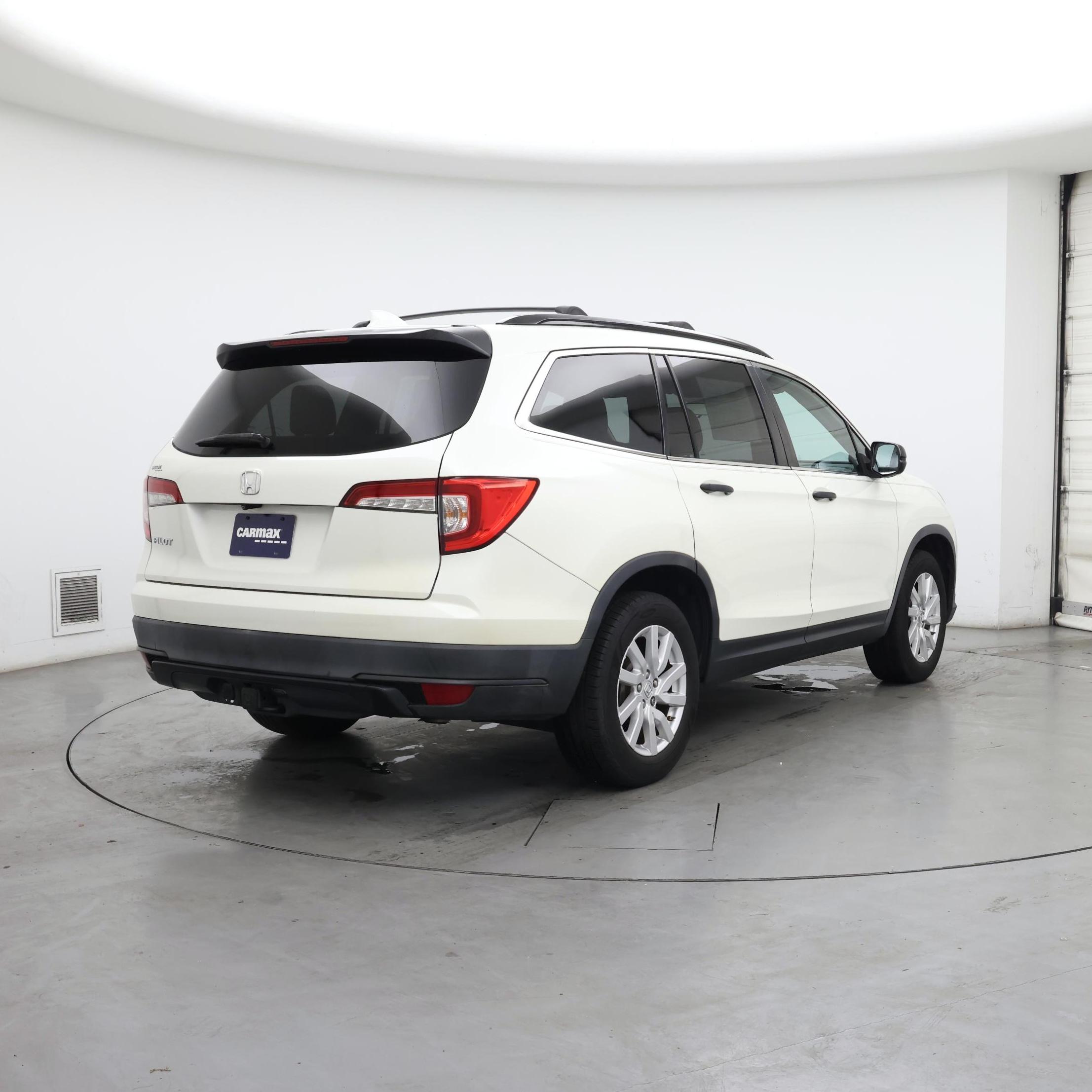 Thumbnail: 2019 Honda Pilot - 8