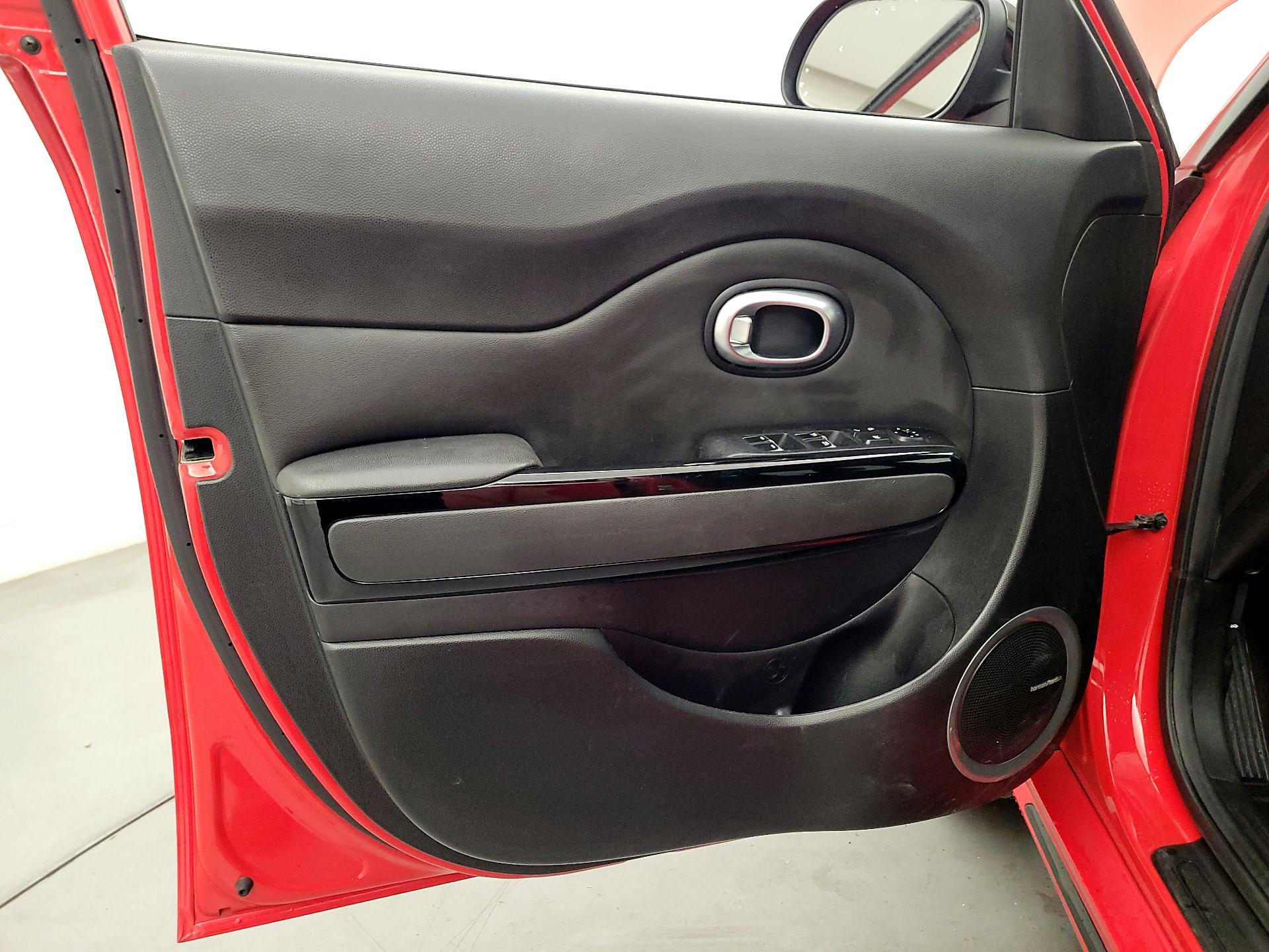 Thumbnail: 2019 Kia Soul - 12