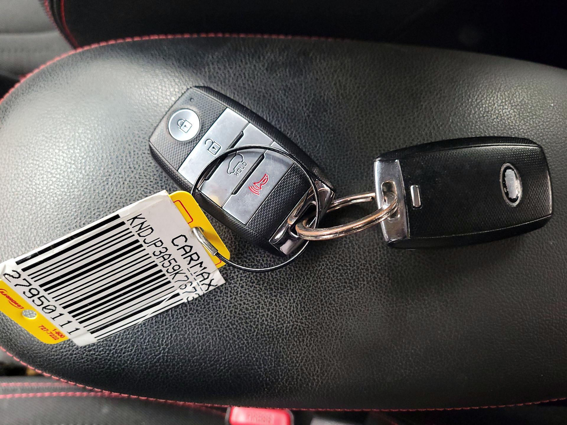 Thumbnail: 2019 Kia Soul - 18