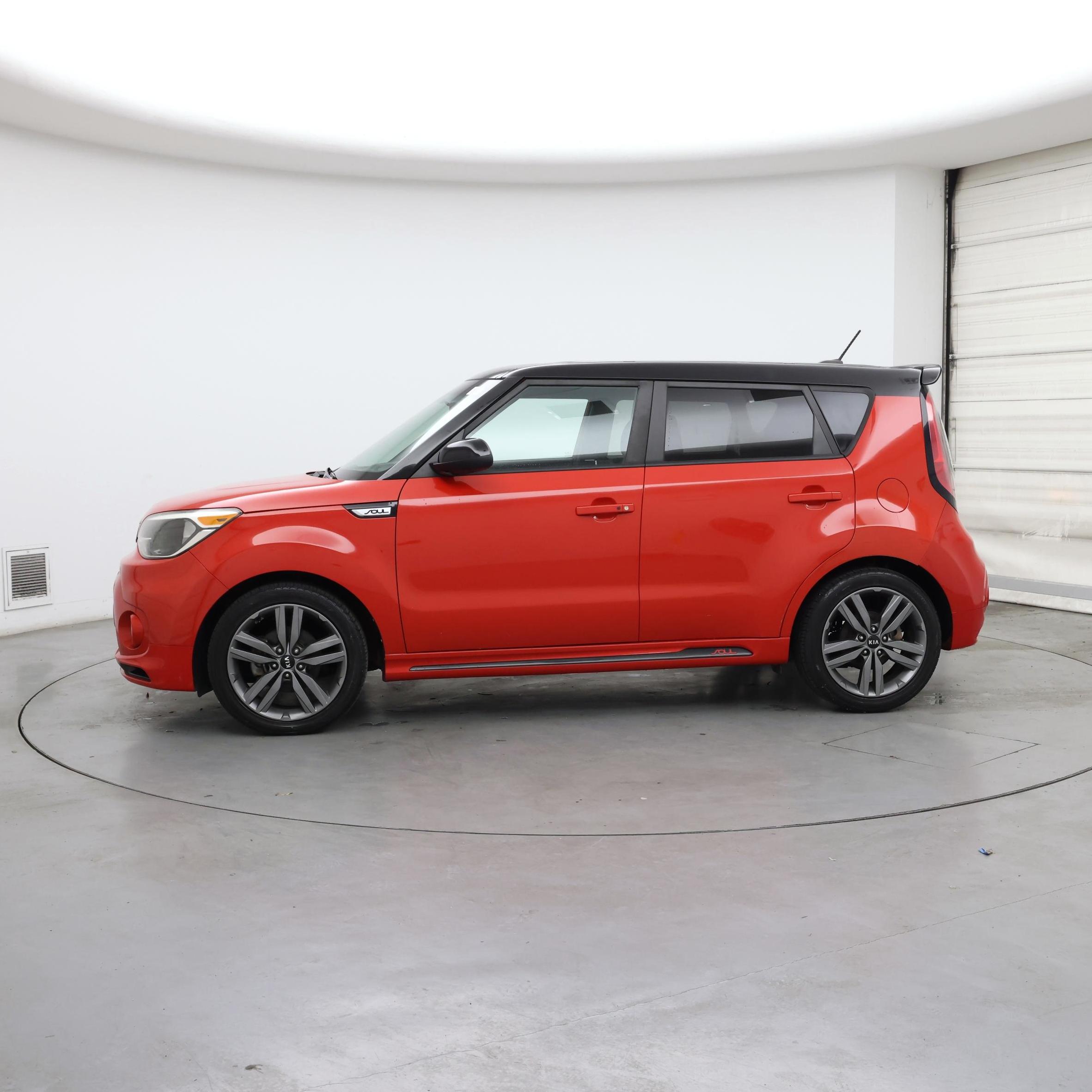 Thumbnail: 2019 Kia Soul - 3
