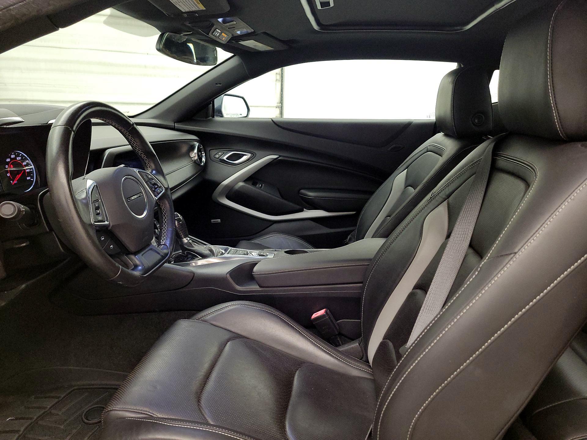 Thumbnail: 2019 Chevrolet Camaro - 11