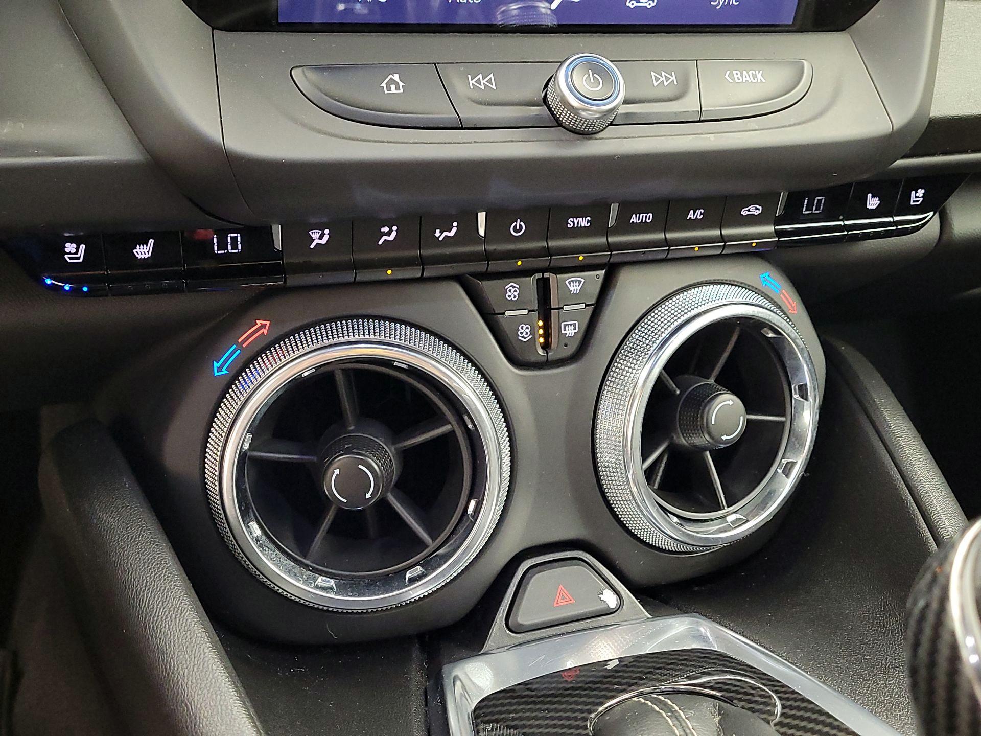 Thumbnail: 2019 Chevrolet Camaro - 15