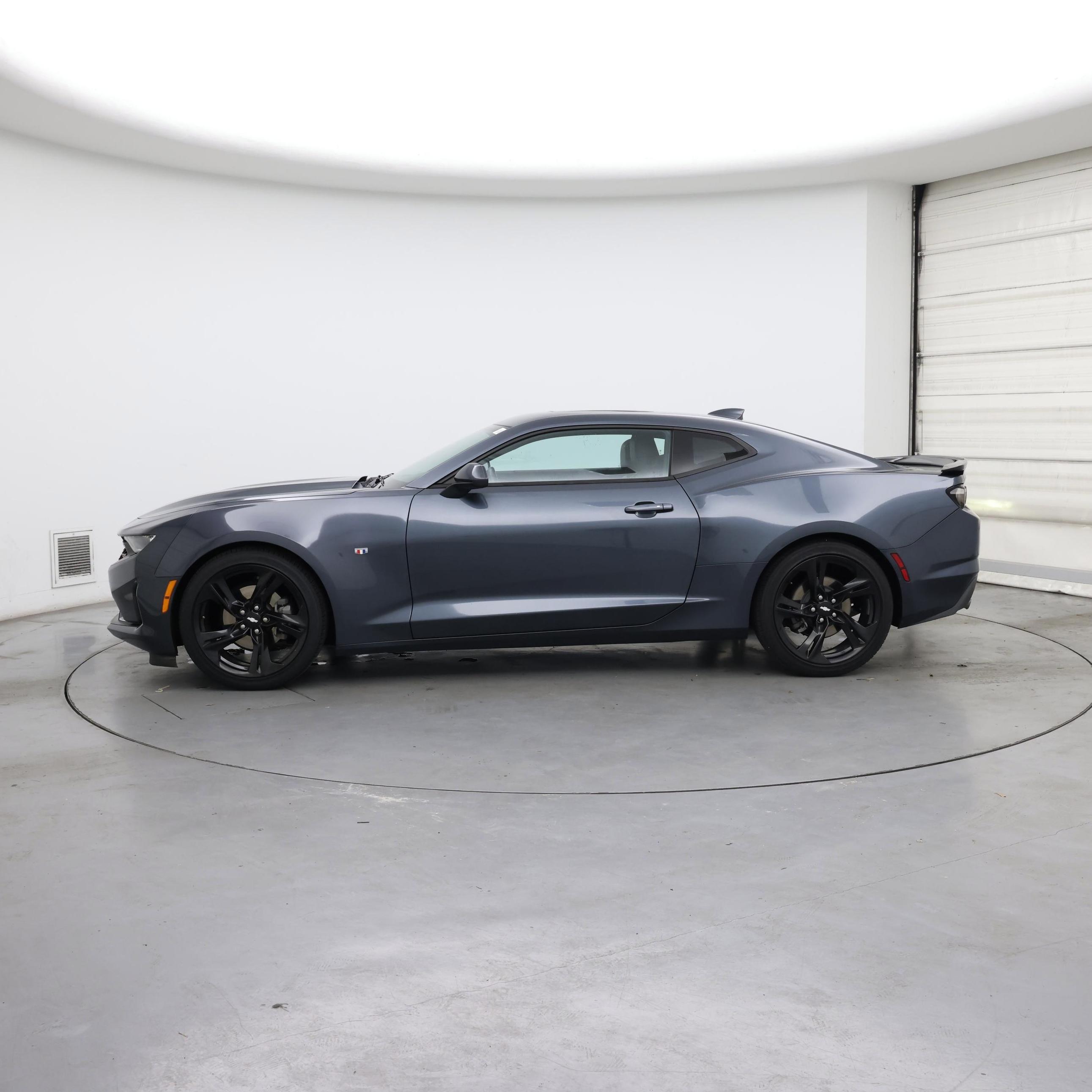 Thumbnail: 2019 Chevrolet Camaro - 3