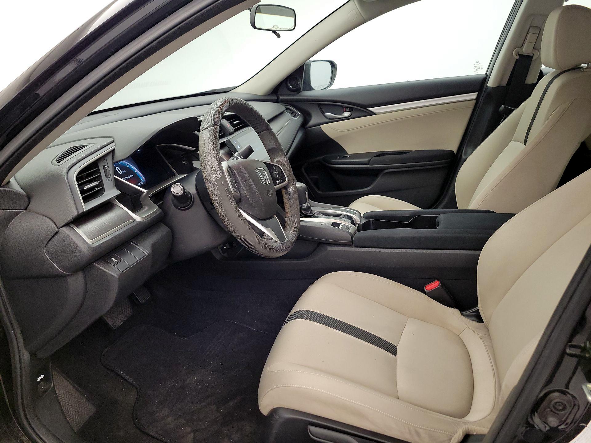 Thumbnail: 2016 Honda Civic - 11