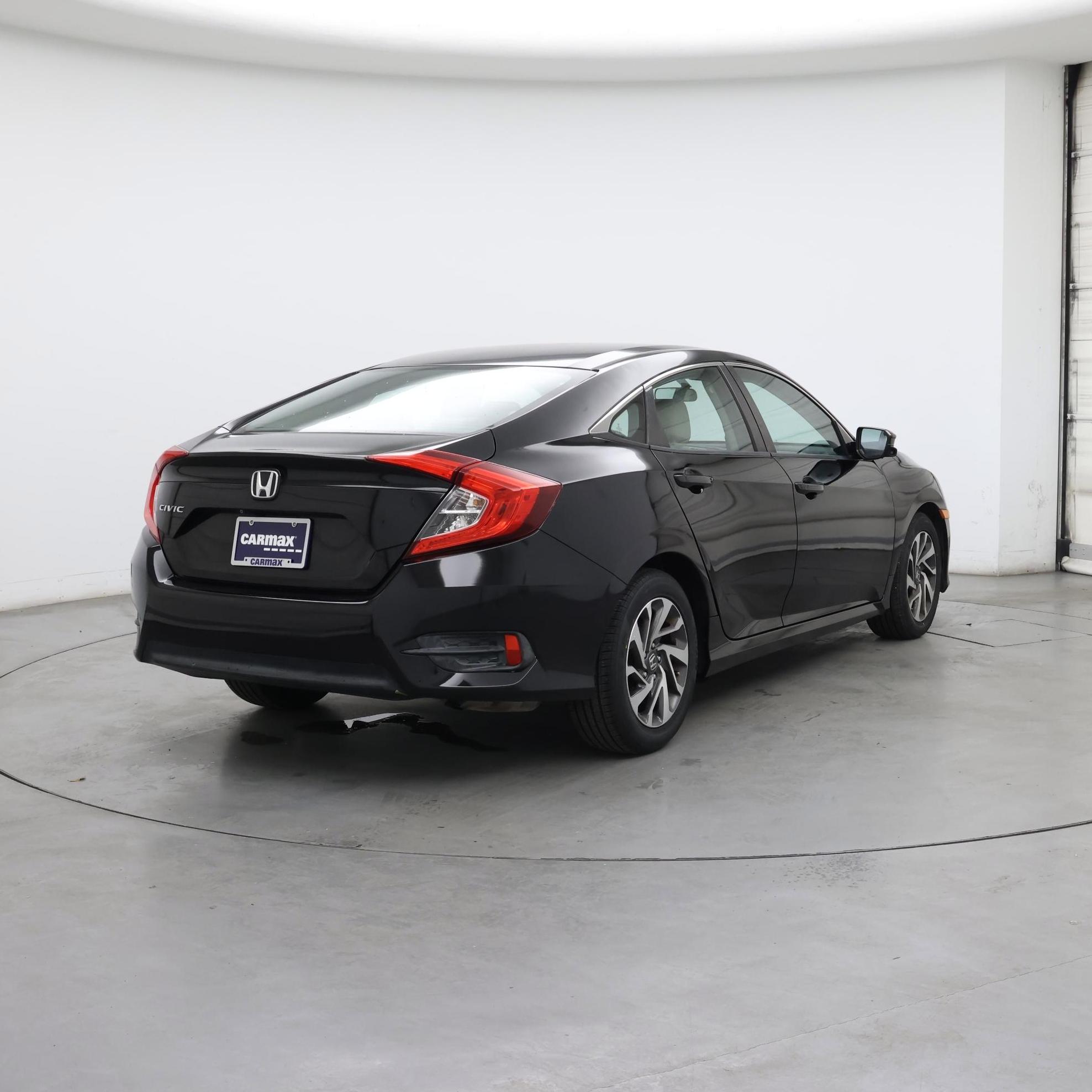 Thumbnail: 2016 Honda Civic - 8