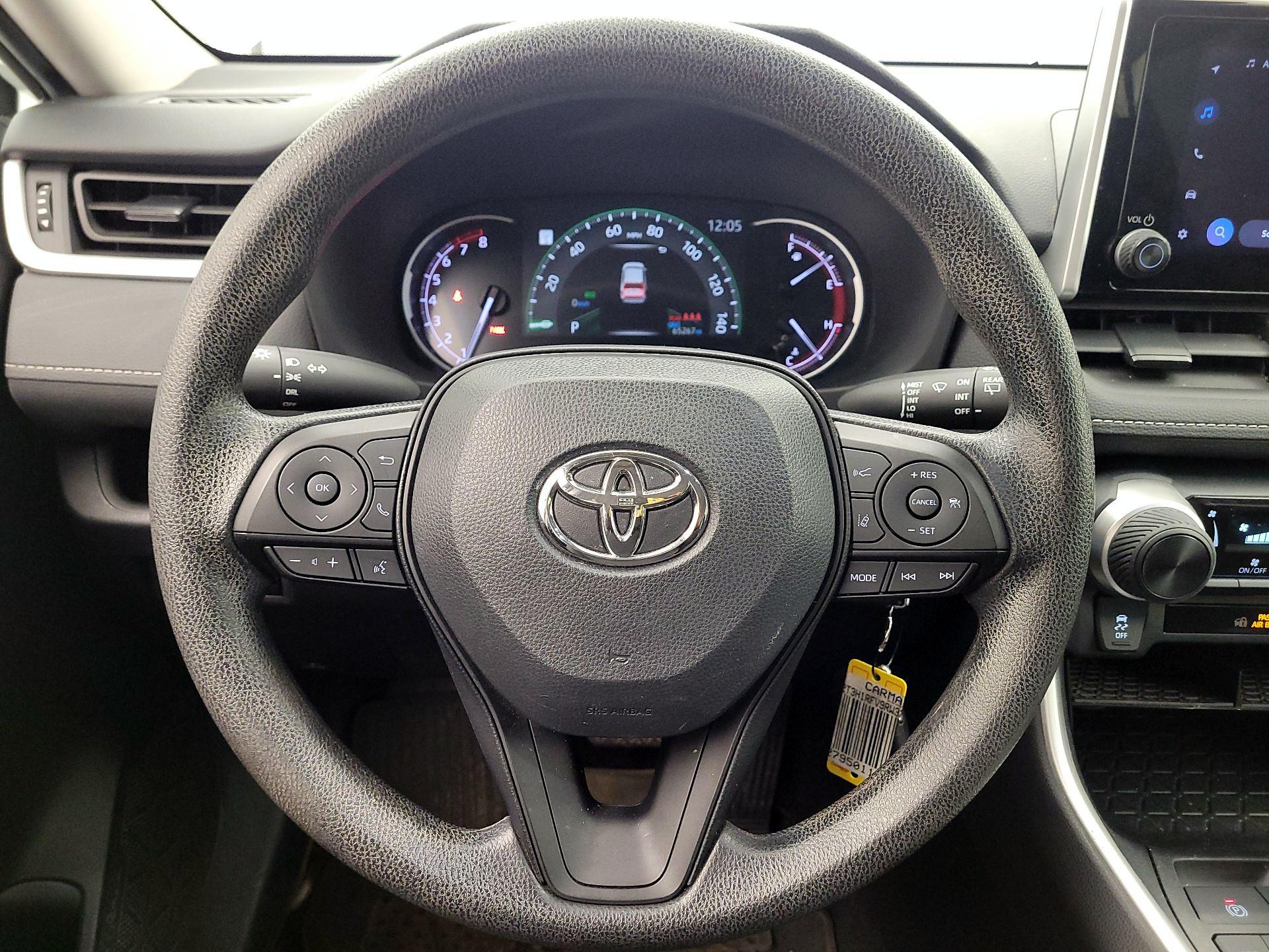 Thumbnail: 2024 Toyota RAV4 - 10