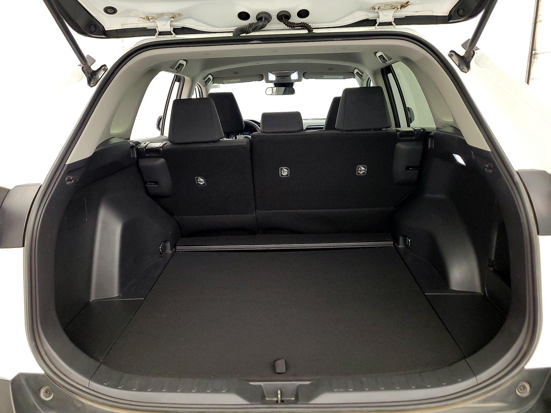 Thumbnail: 2024 Toyota RAV4 - 16