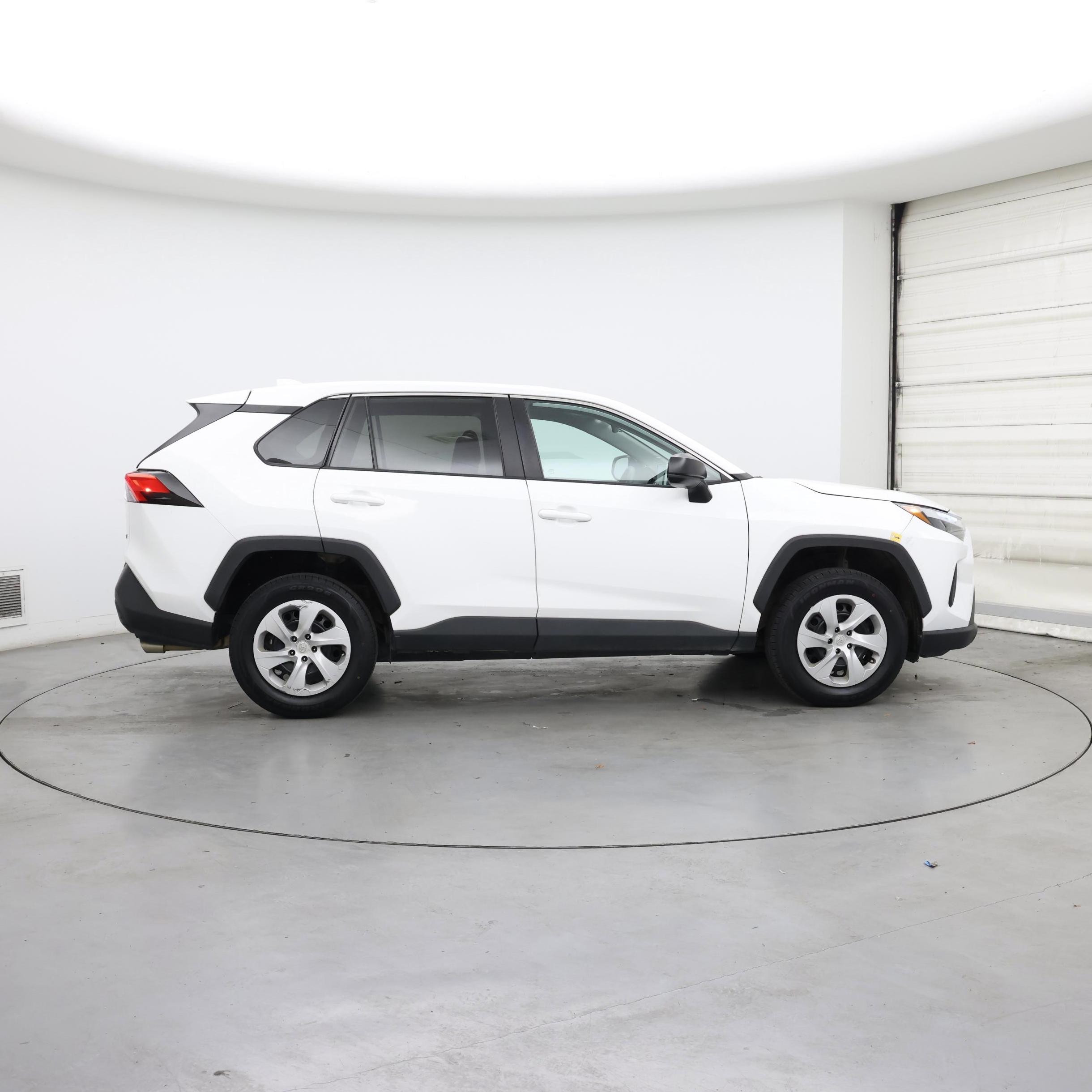 Thumbnail: 2024 Toyota RAV4 - 7