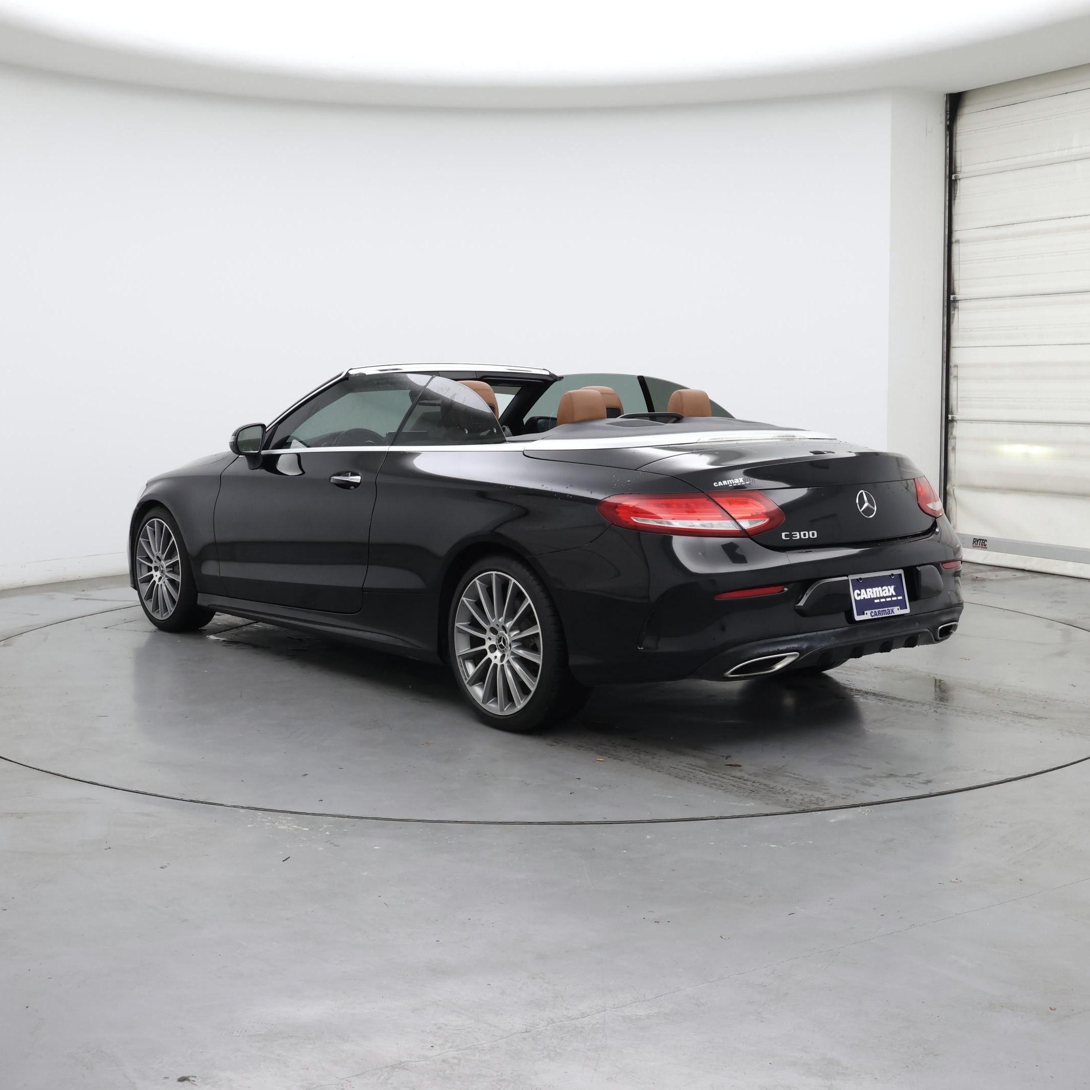 Thumbnail: 2017 Mercedes-Benz C-Class - 2