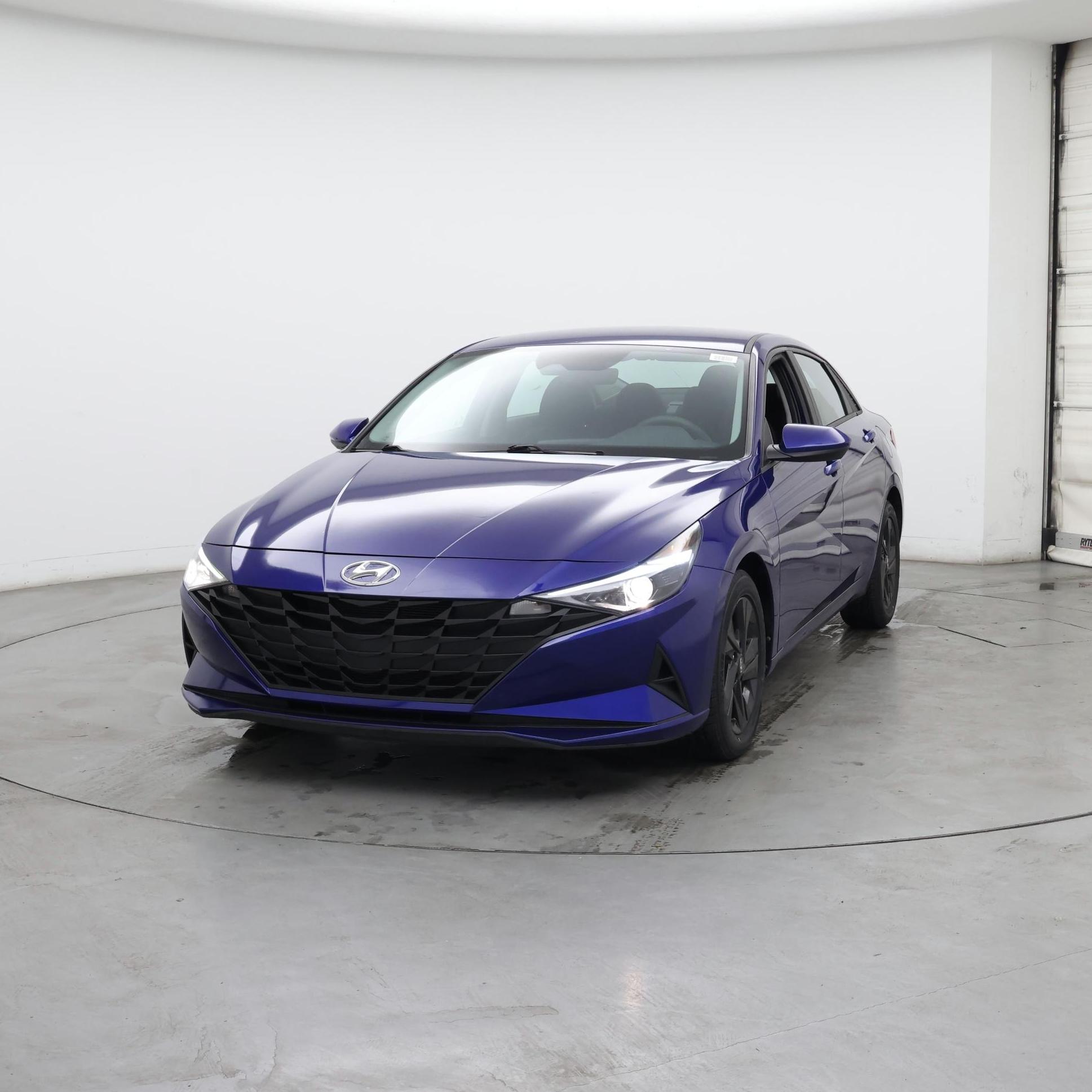 Thumbnail: 2023 Hyundai Elantra - 4