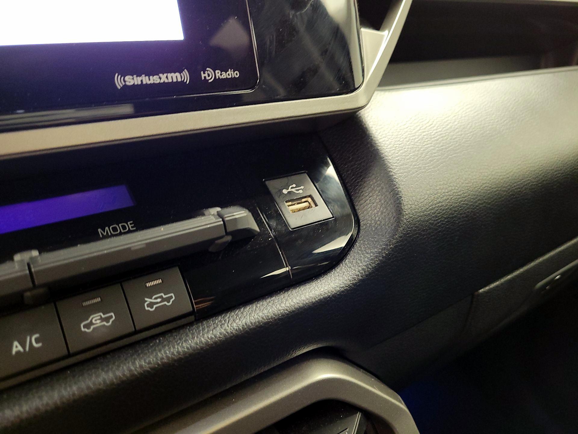 Thumbnail: 2024 Toyota Tundra - 18