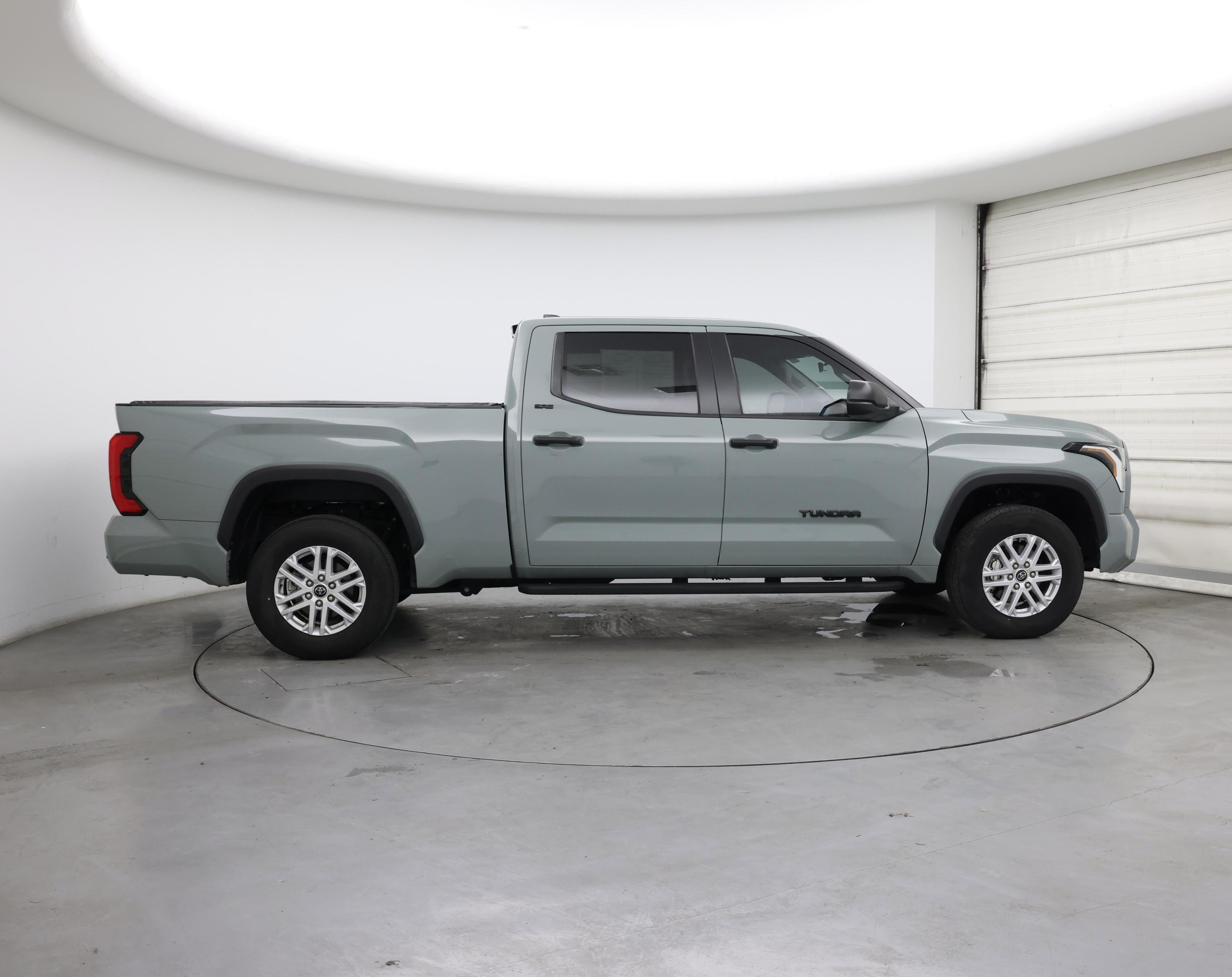 Thumbnail: 2024 Toyota Tundra - 7