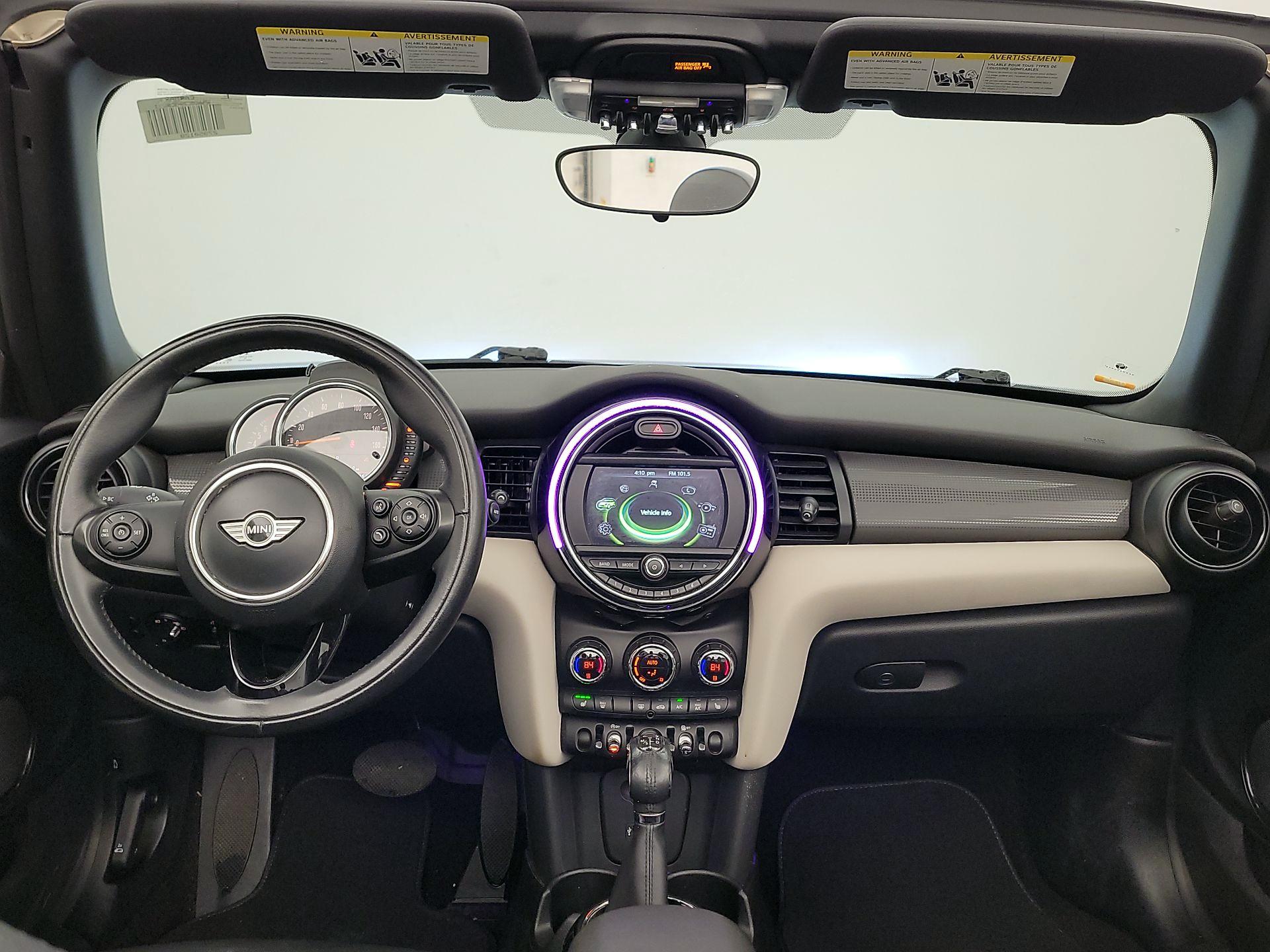 Thumbnail: 2017 MINI Cooper - 9