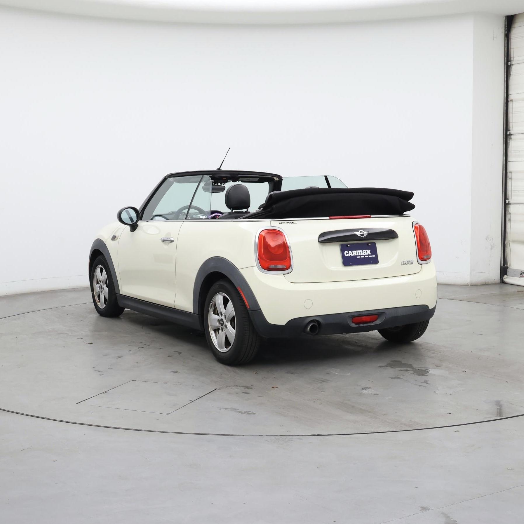 Thumbnail: 2017 MINI Cooper - 2