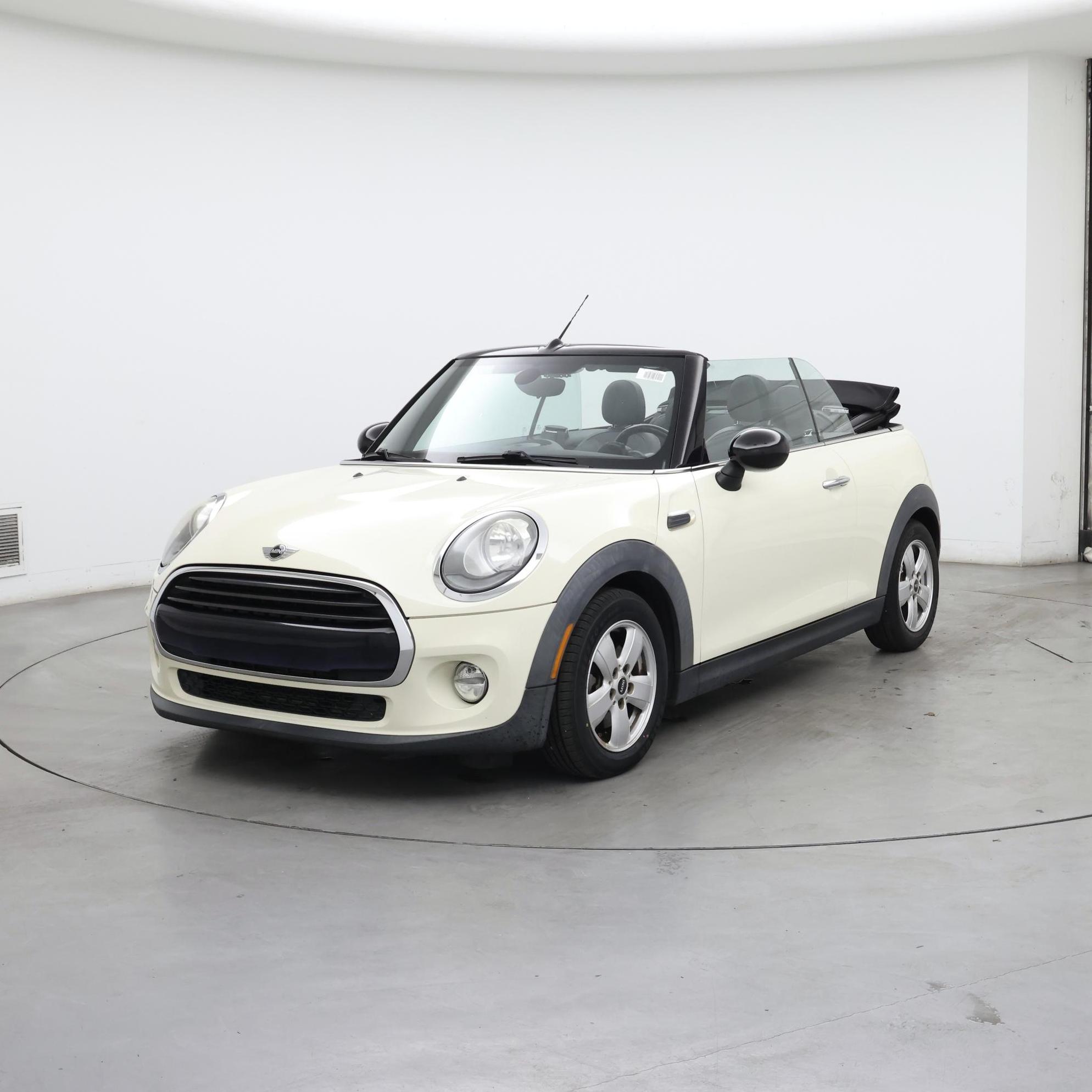 Thumbnail: 2017 MINI Cooper - 4