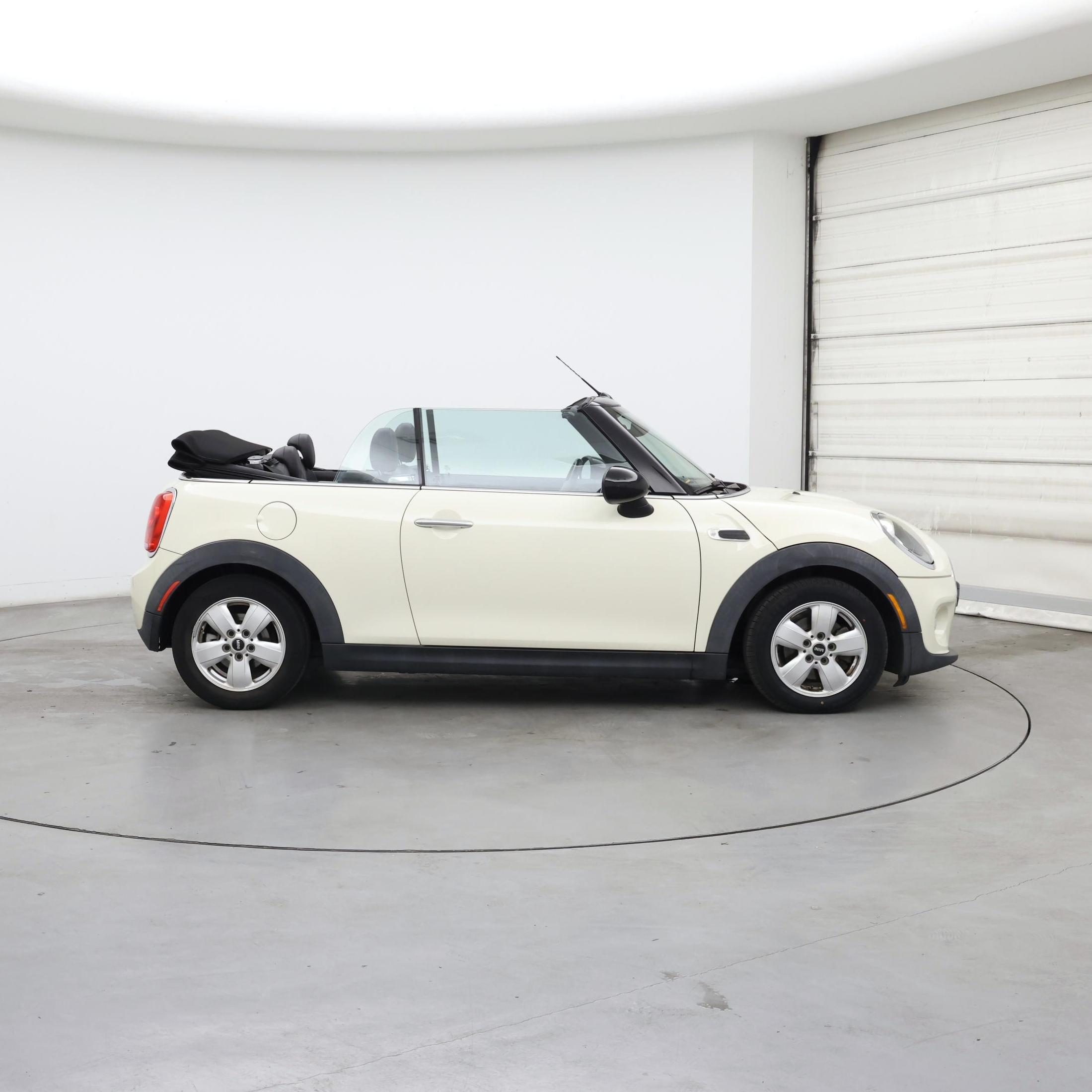 Thumbnail: 2017 MINI Cooper - 7