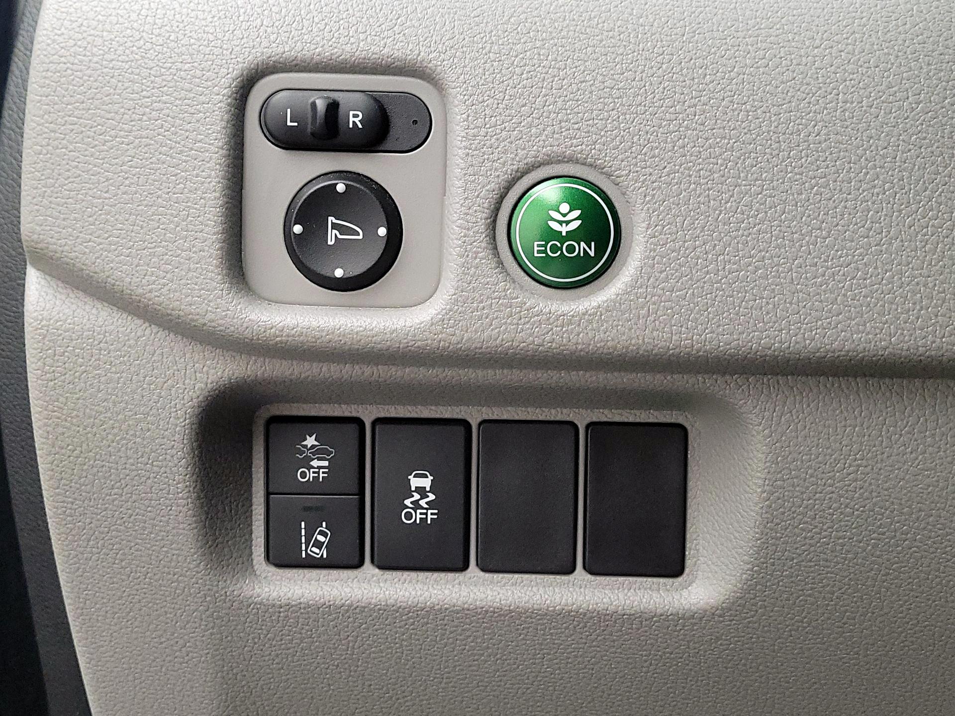 Thumbnail: 2019 Honda Pilot - 13