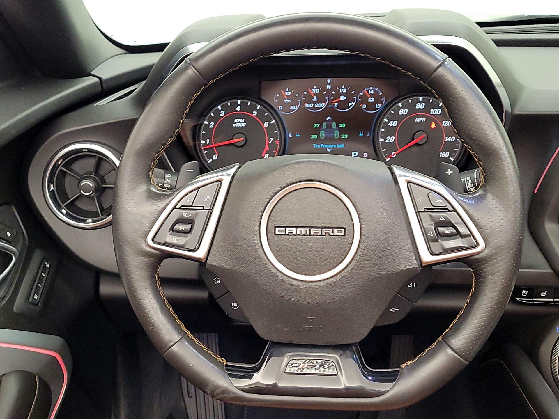 Thumbnail: 2017 Chevrolet Camaro - 10