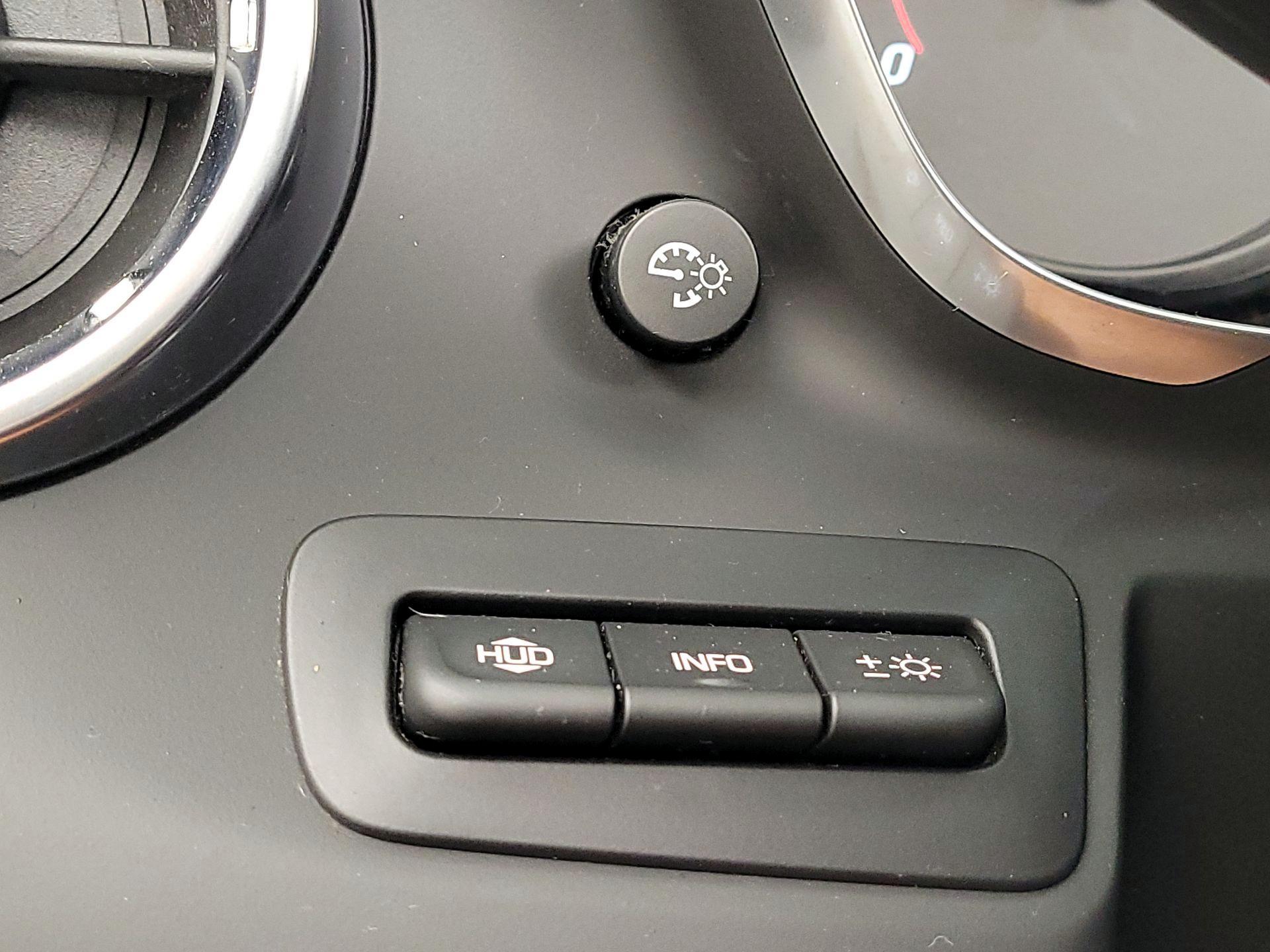 Thumbnail: 2017 Chevrolet Camaro - 13