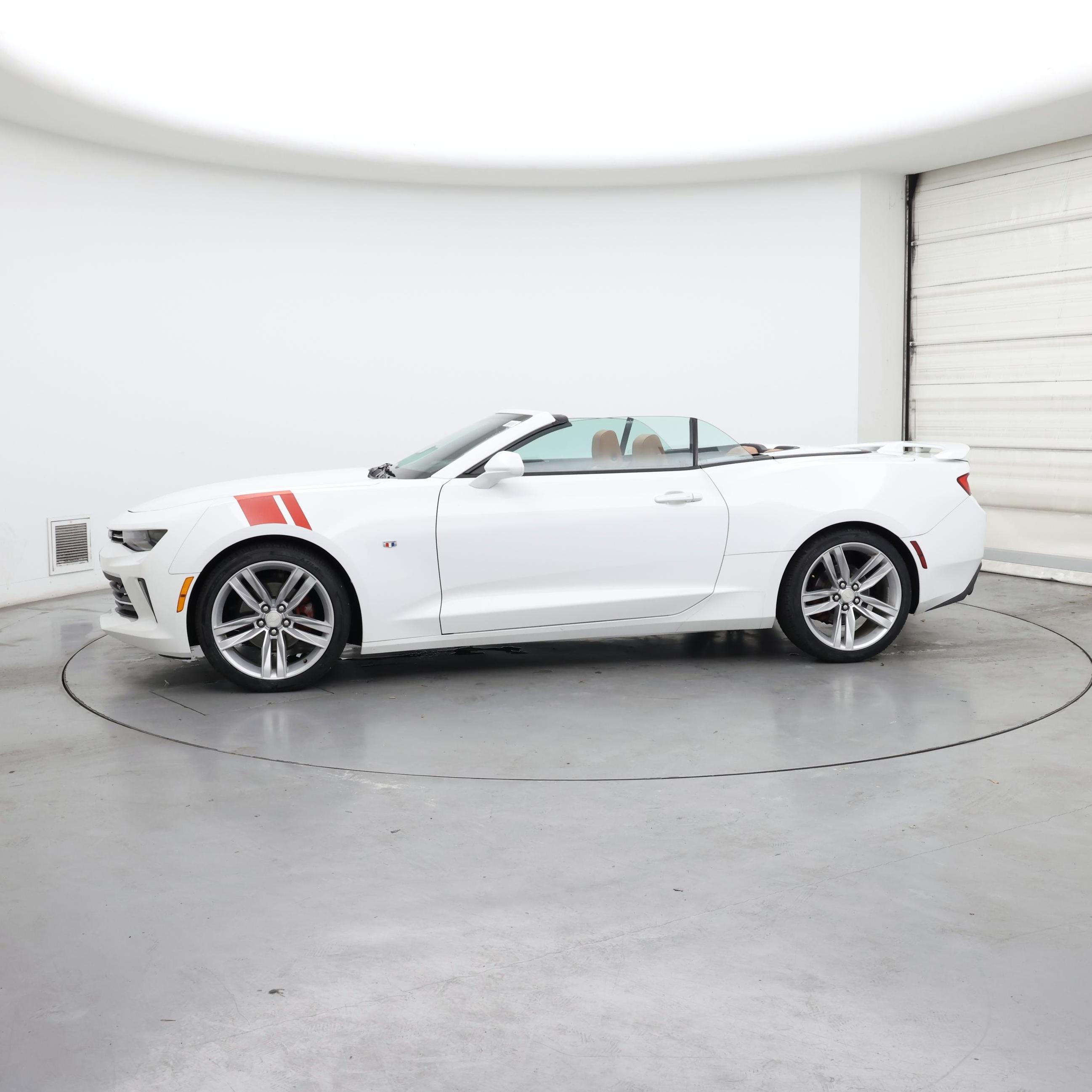 Thumbnail: 2017 Chevrolet Camaro - 3