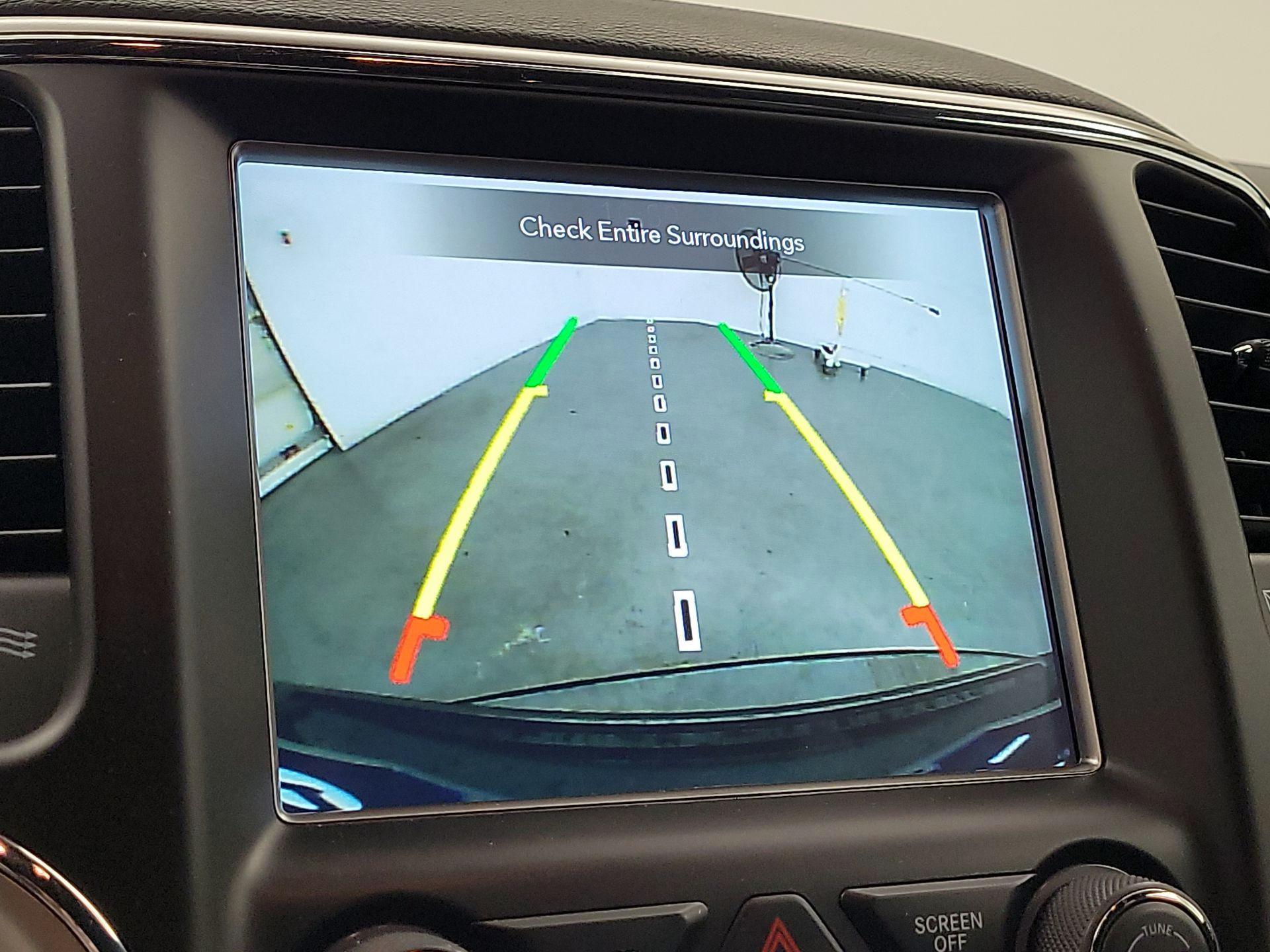 Thumbnail: 2018 Jeep Grand Cherokee - 14