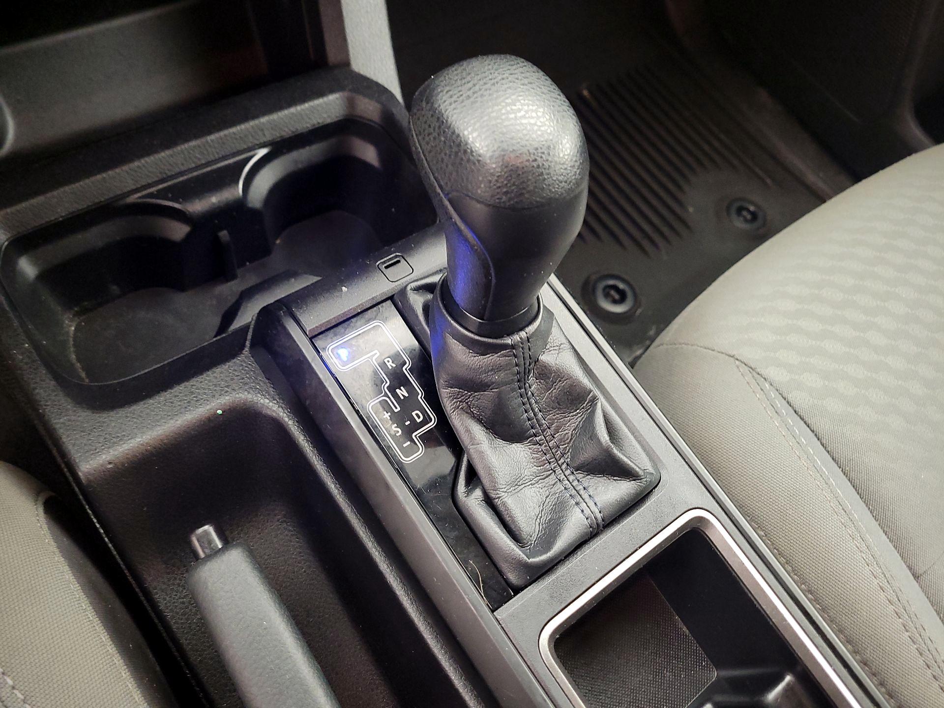 Thumbnail: 2022 Toyota Tacoma - 17