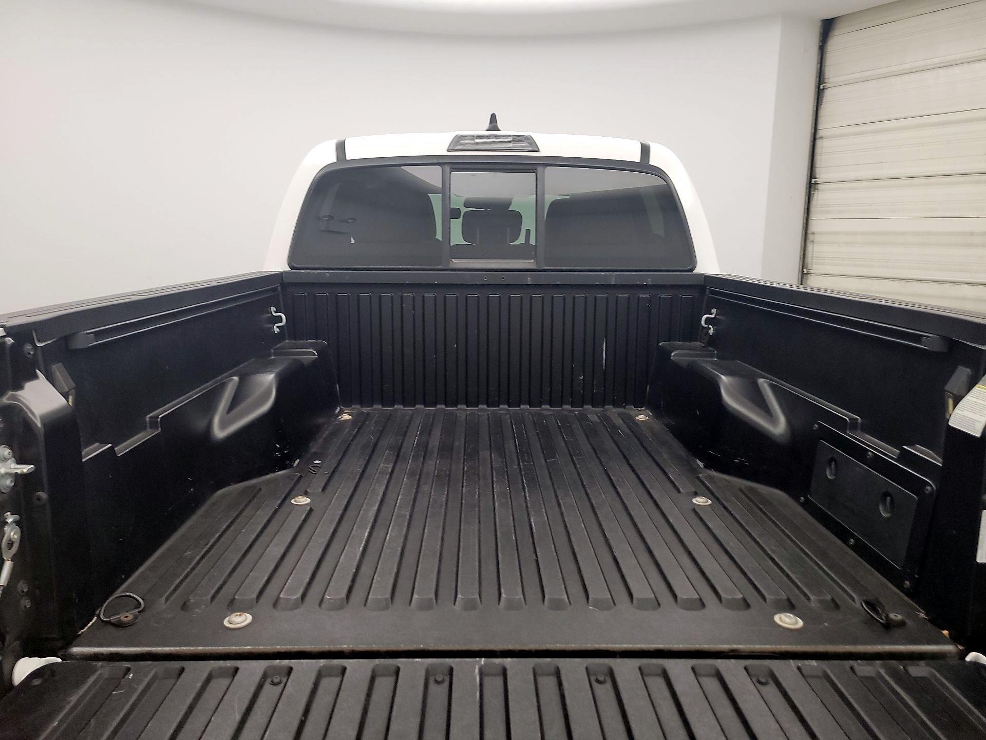 Thumbnail: 2022 Toyota Tacoma - 20