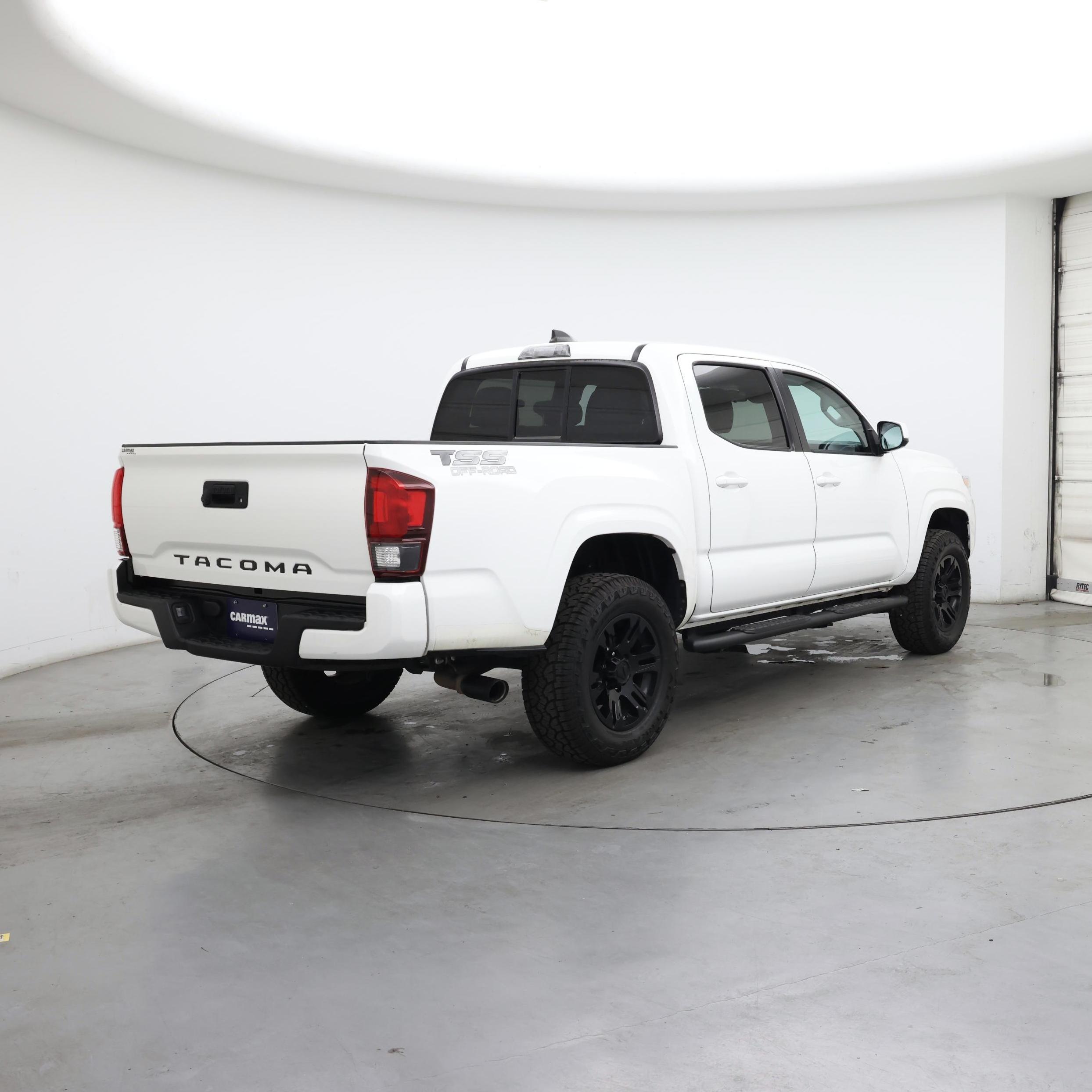 Thumbnail: 2022 Toyota Tacoma - 8