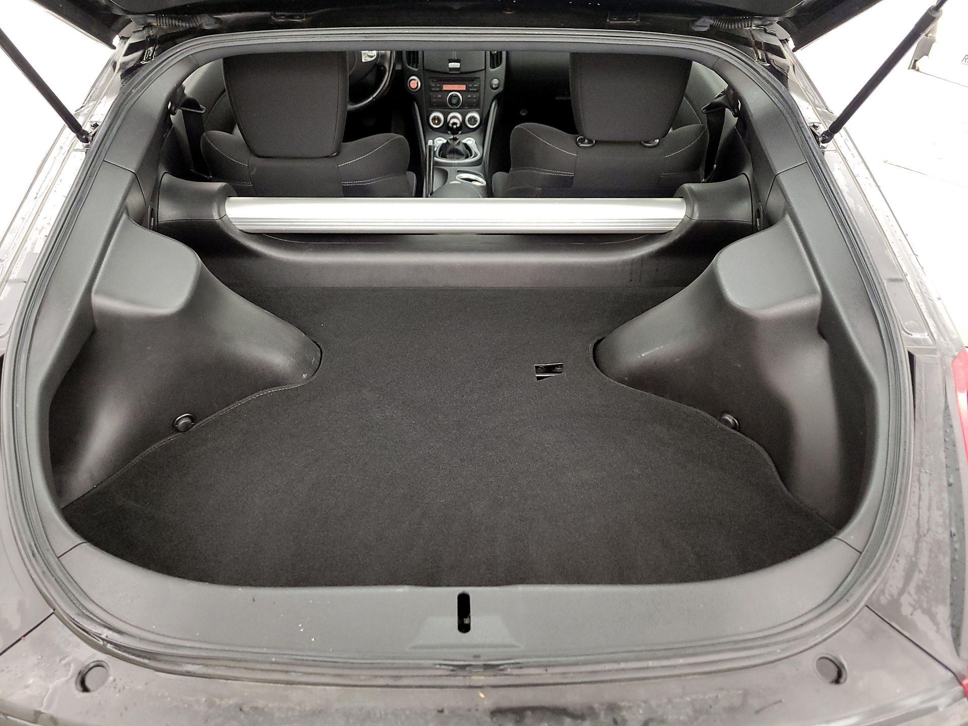 Thumbnail: 2014 Nissan Z - 17