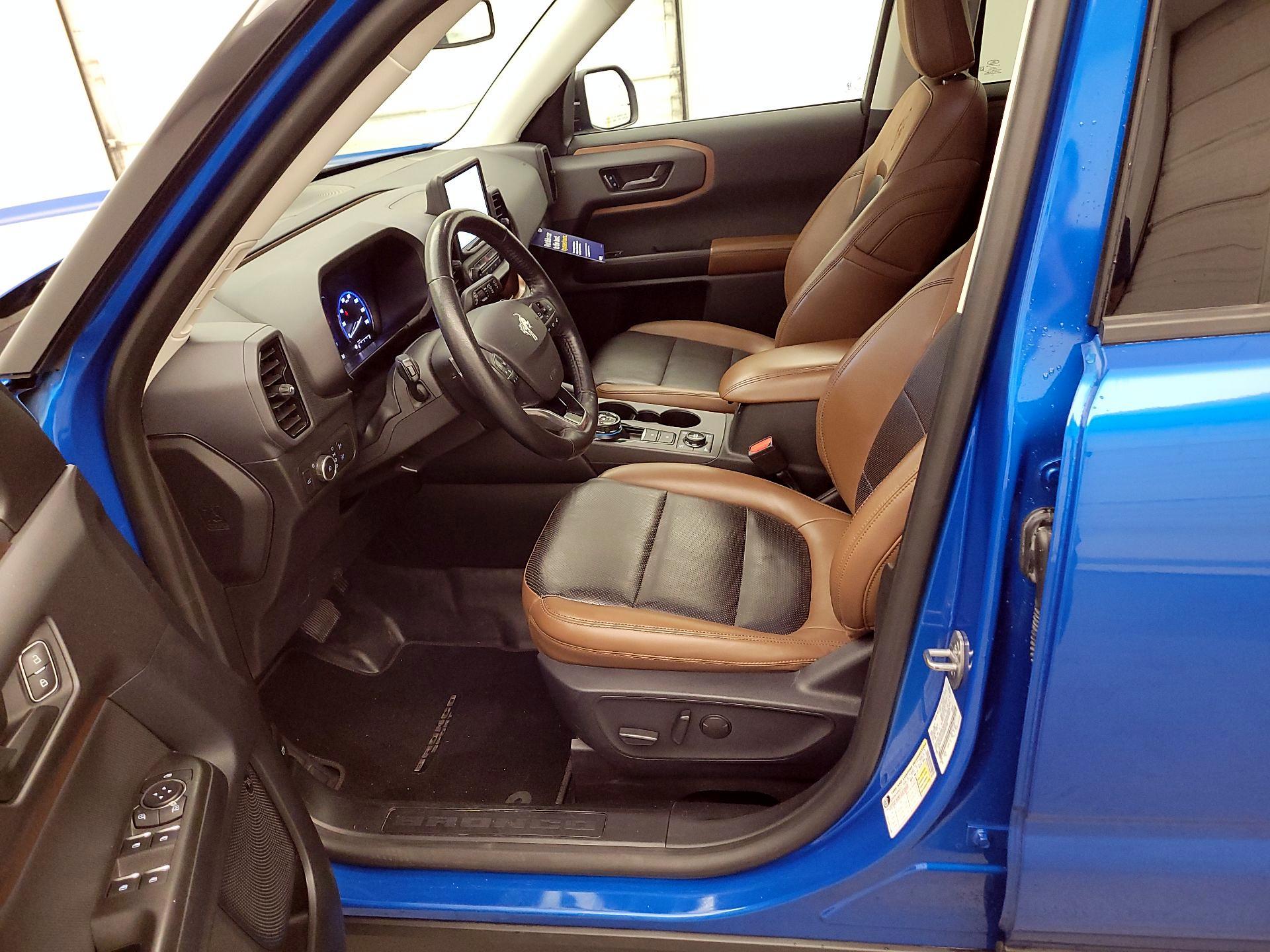 Thumbnail: 2022 Ford Bronco Sport - 11