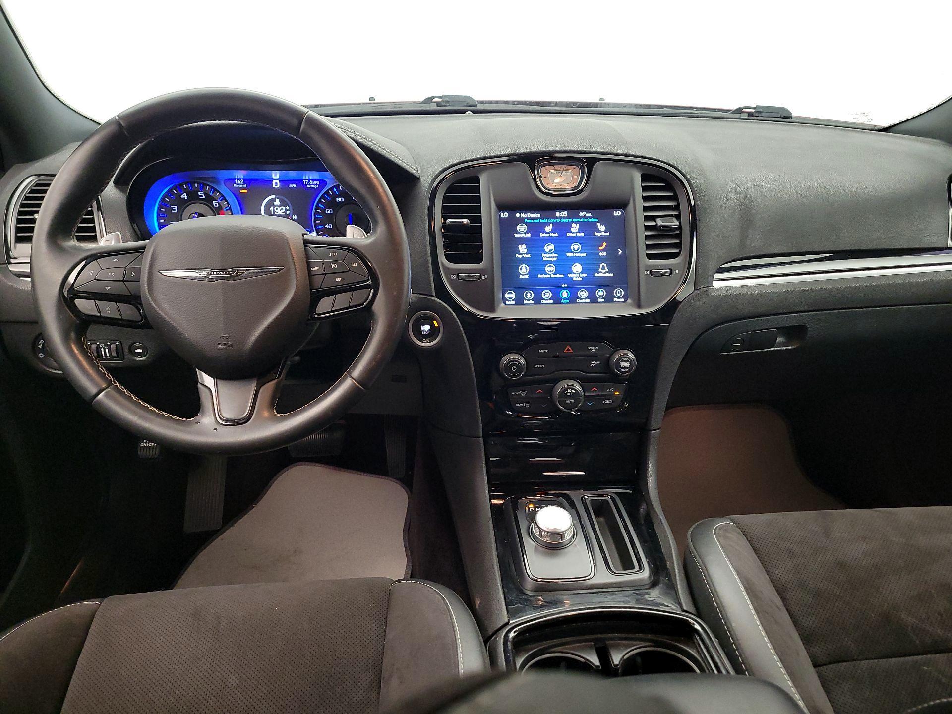 Thumbnail: 2018 Chrysler 300 - 9