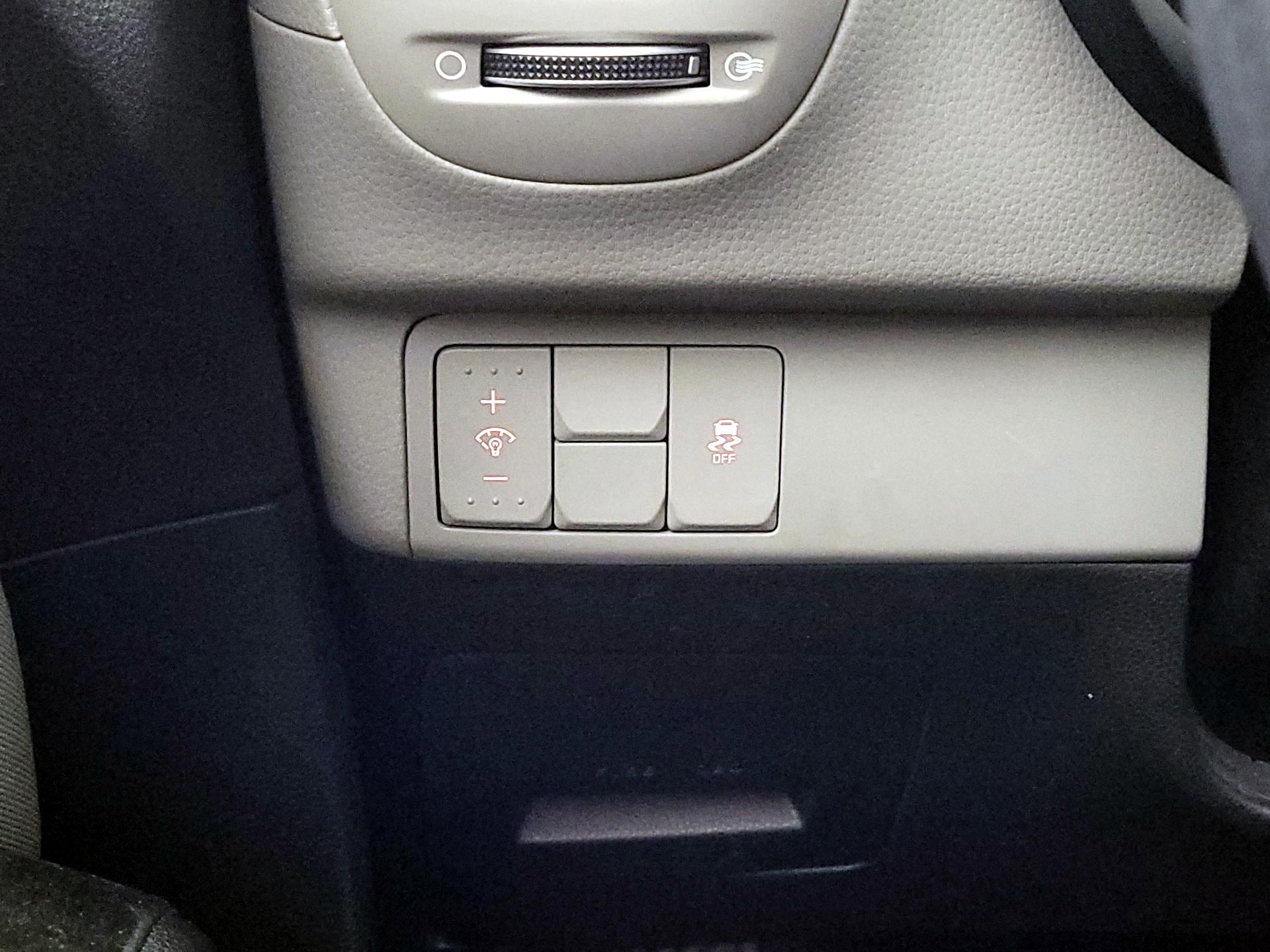 Thumbnail: 2014 Kia Soul - 13