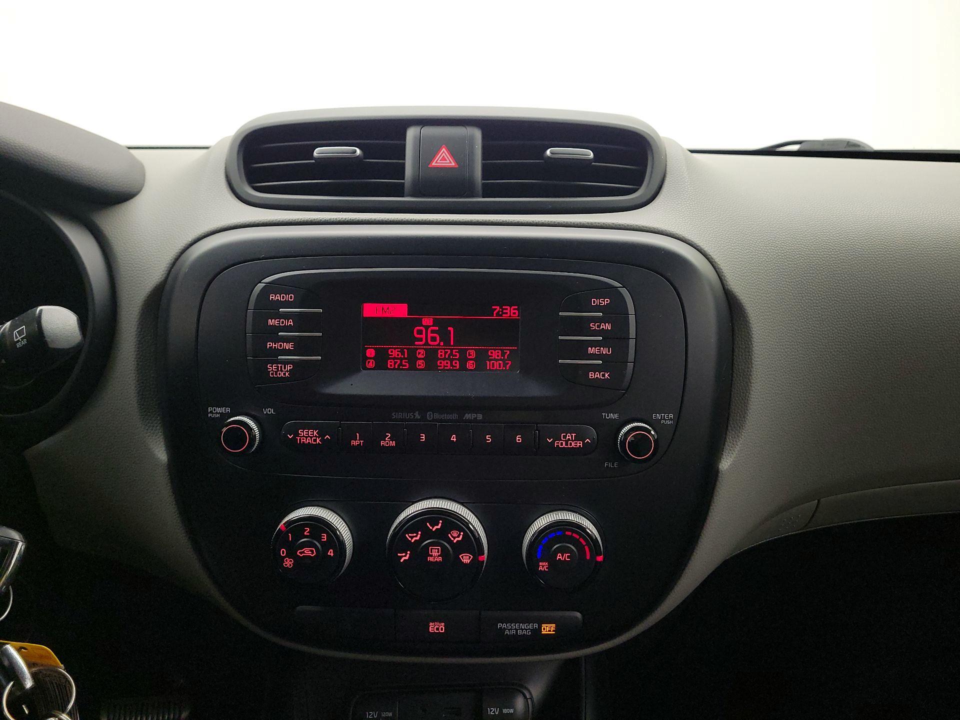 Thumbnail: 2014 Kia Soul - 14