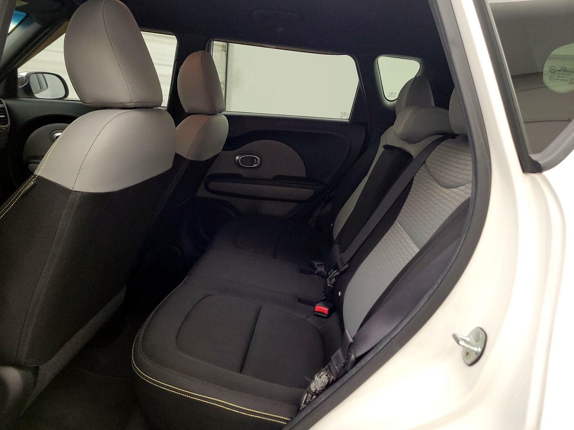 Thumbnail: 2014 Kia Soul - 18