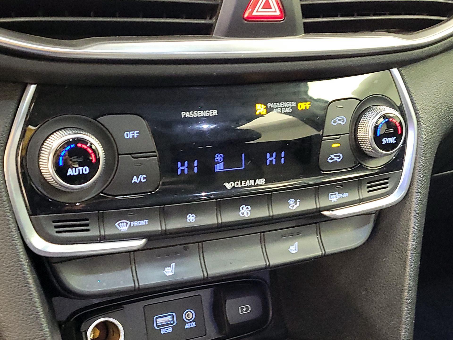 Thumbnail: 2019 Hyundai Santa Fe - 16