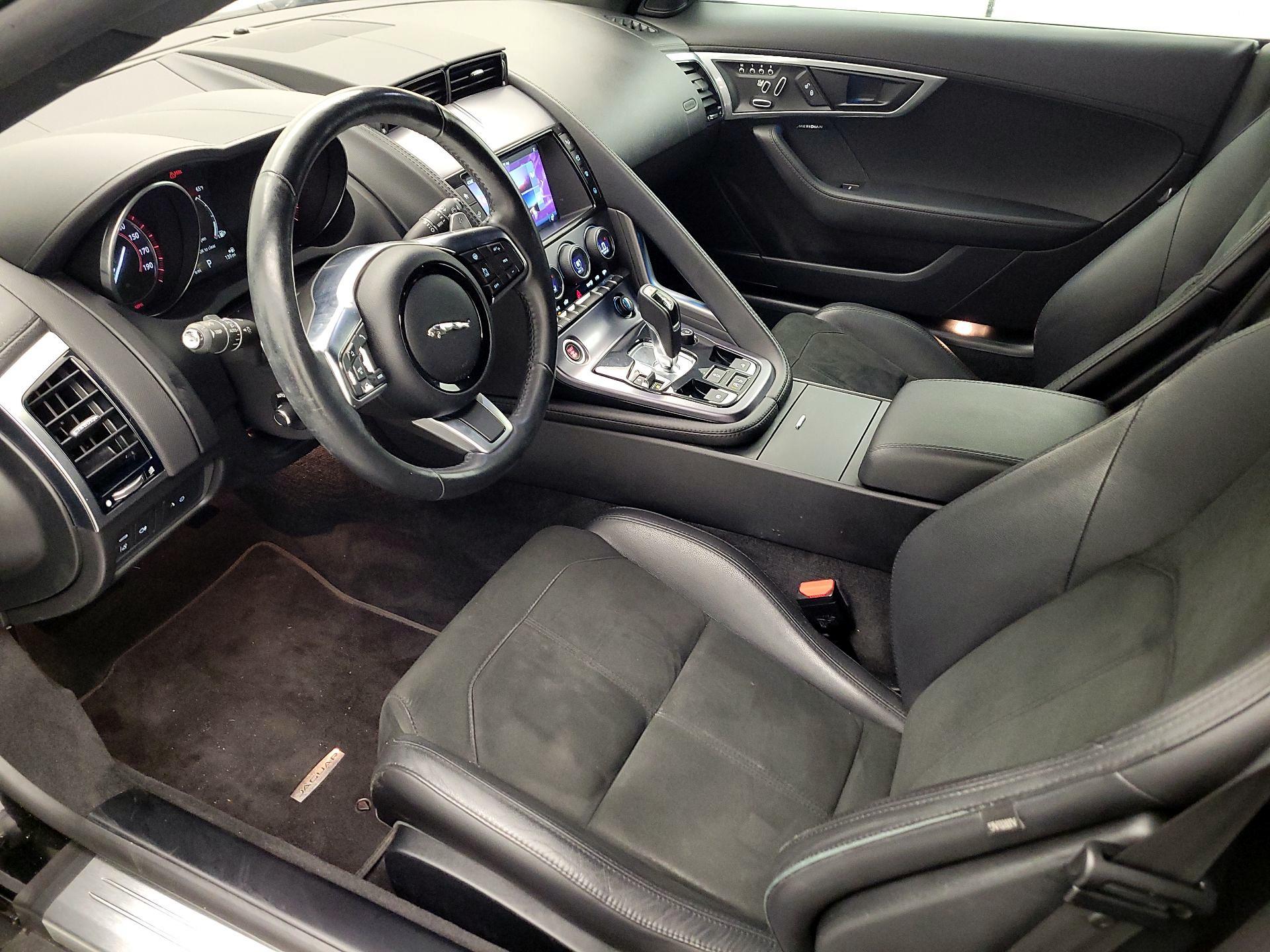 Thumbnail: 2018 Jaguar F-Type - 9