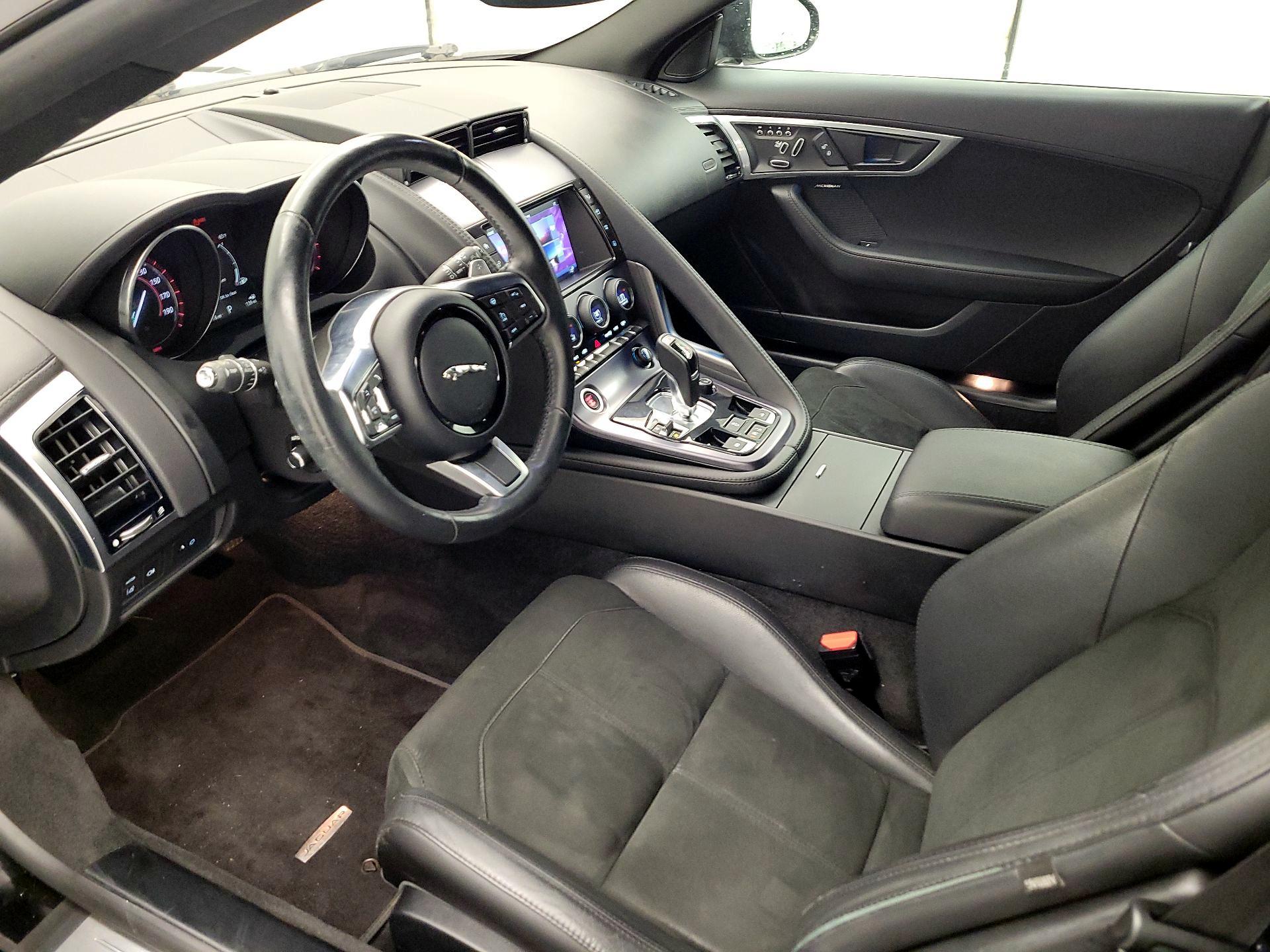 Thumbnail: 2018 Jaguar F-Type - 11