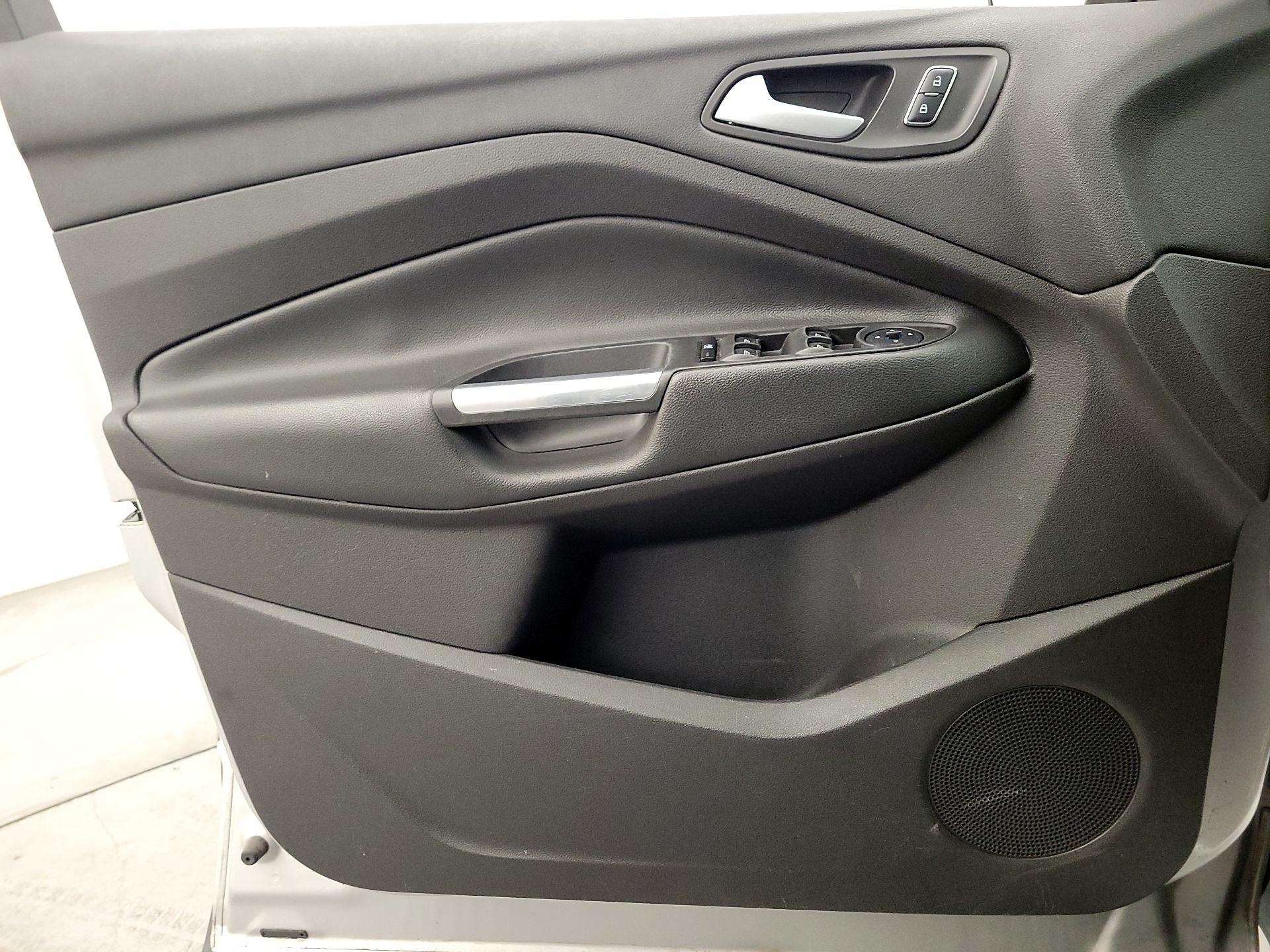 Thumbnail: 2015 Ford Escape - 12