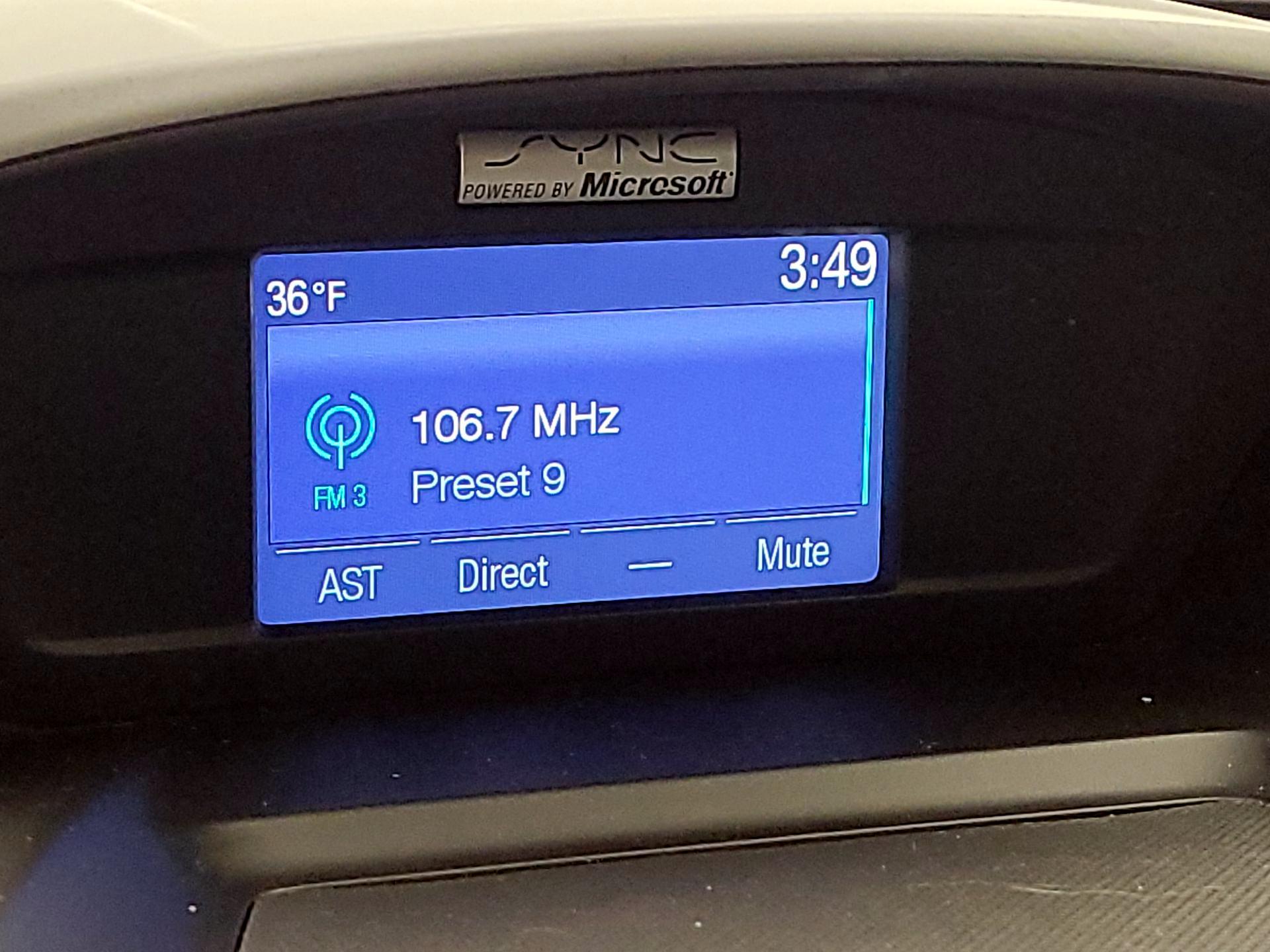 Thumbnail: 2015 Ford Escape - 15