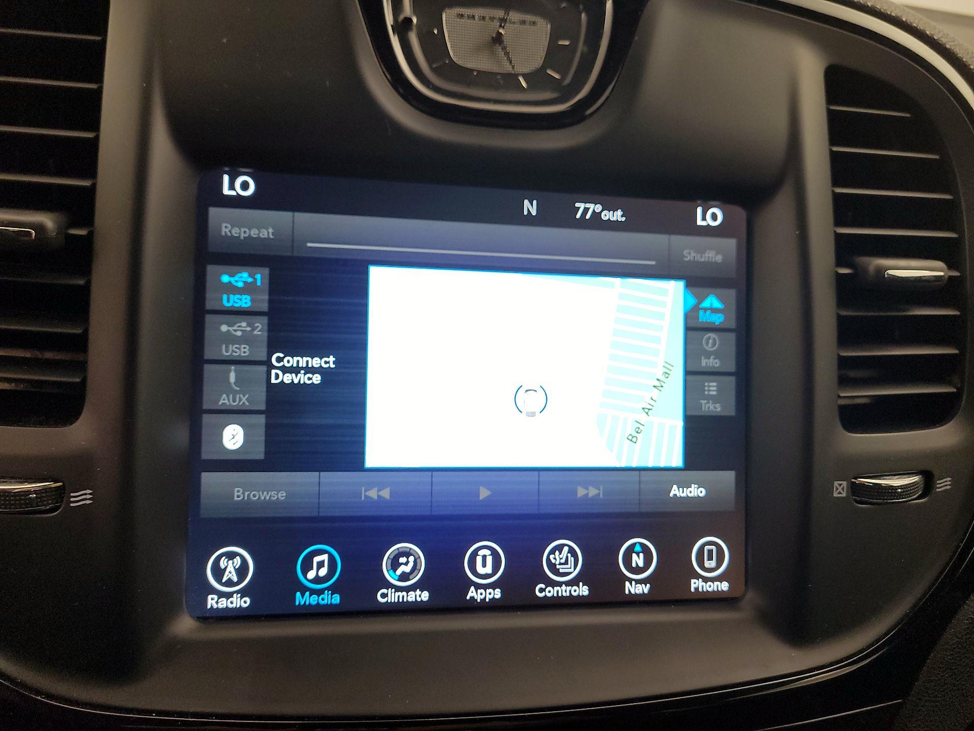 Thumbnail: 2017 Chrysler 300 - 13