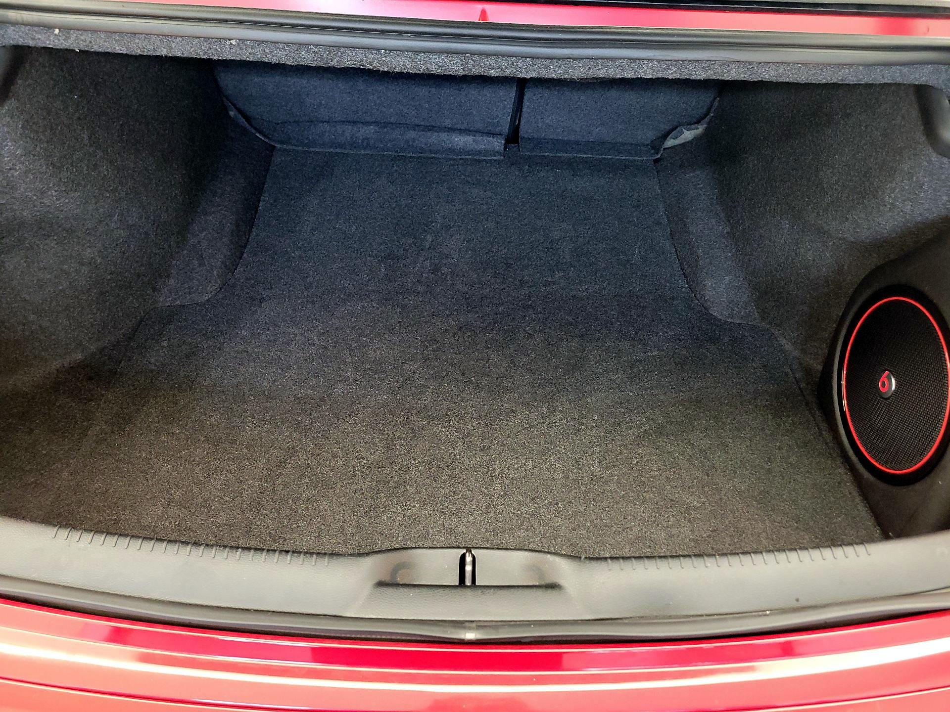 Thumbnail: 2017 Chrysler 300 - 16