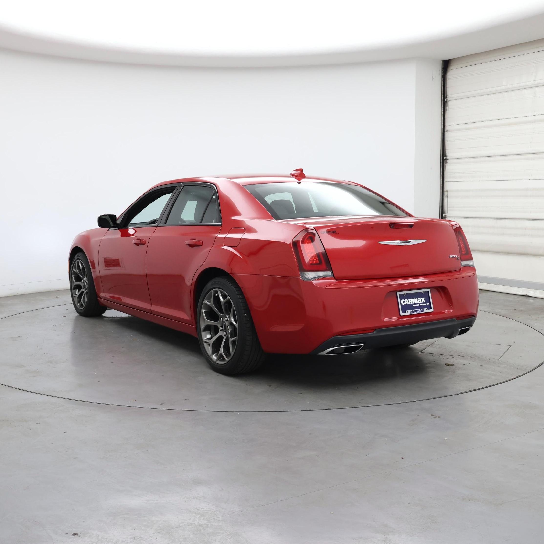 Thumbnail: 2017 Chrysler 300 - 2