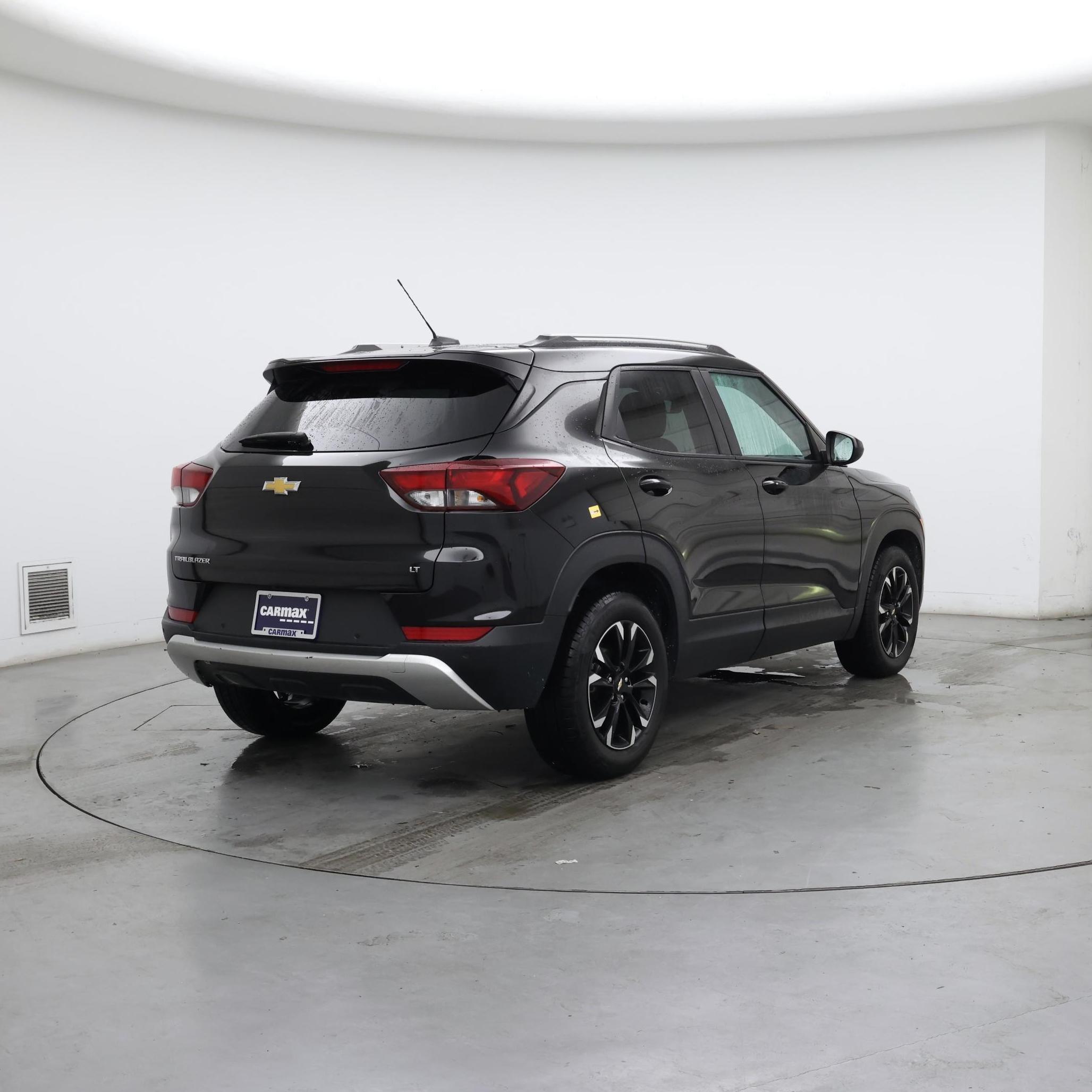 Thumbnail: 2023 Chevrolet TrailBlazer - 8