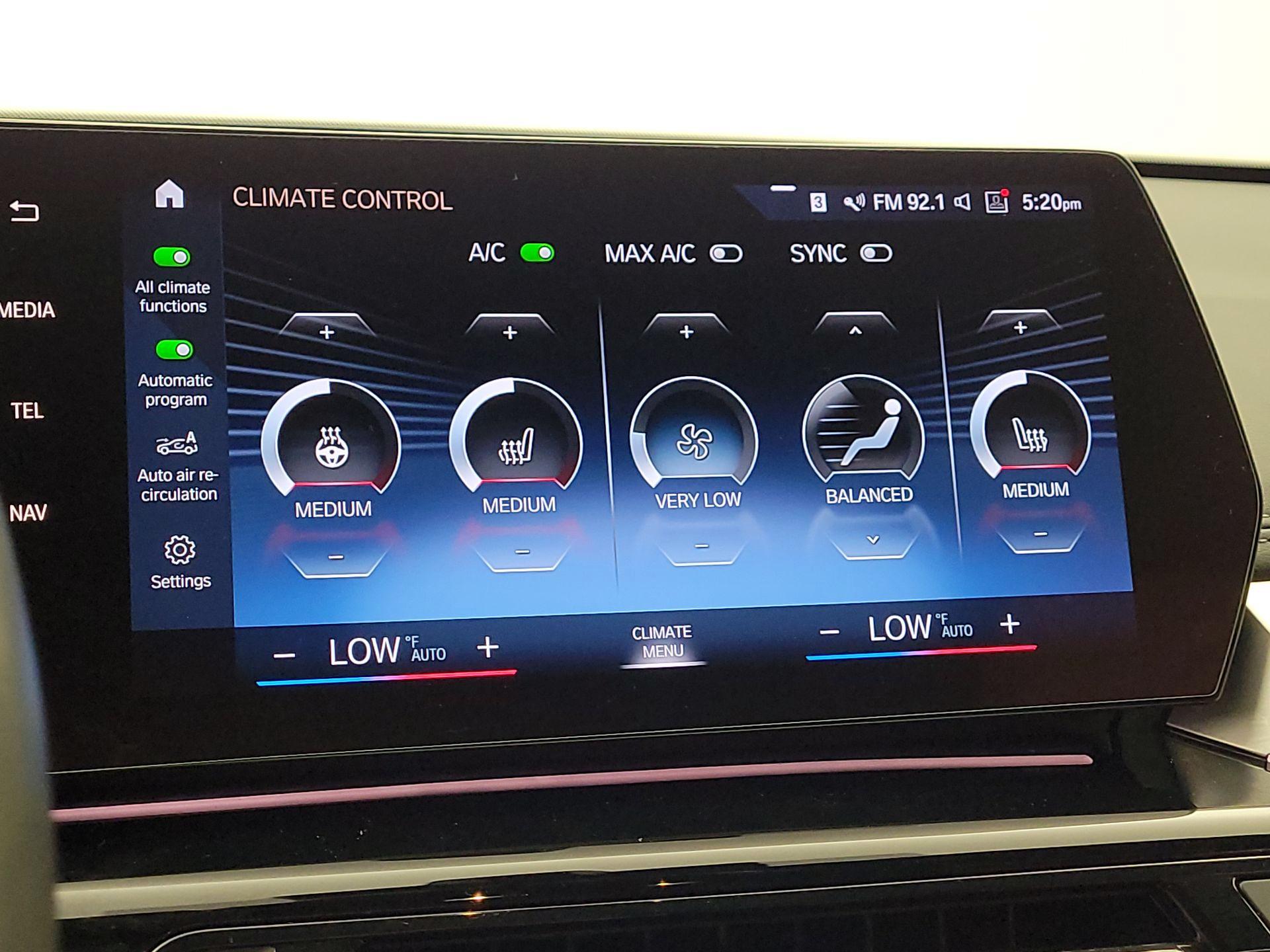 Thumbnail: 2023 BMW X1 - 16