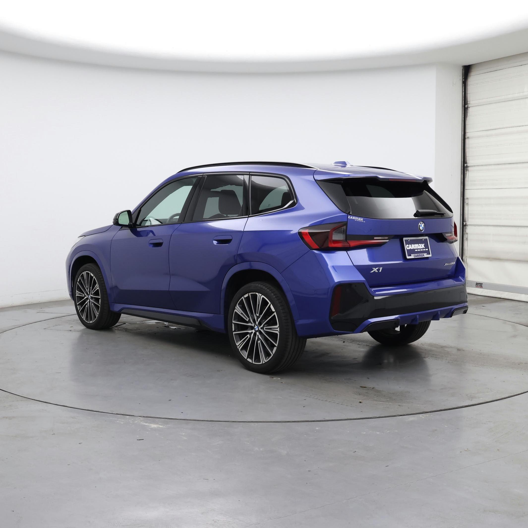 Thumbnail: 2023 BMW X1 - 2