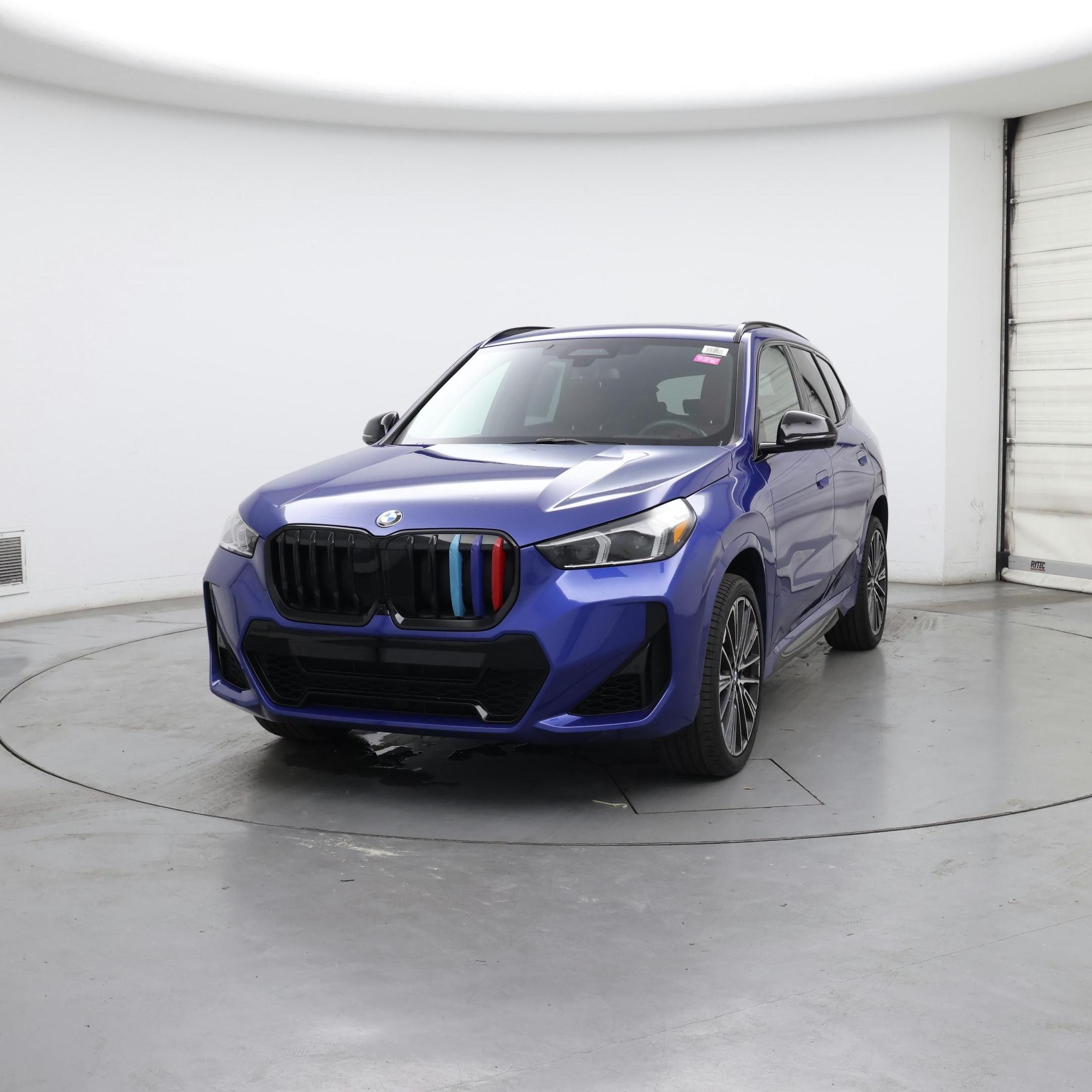 Thumbnail: 2023 BMW X1 - 4